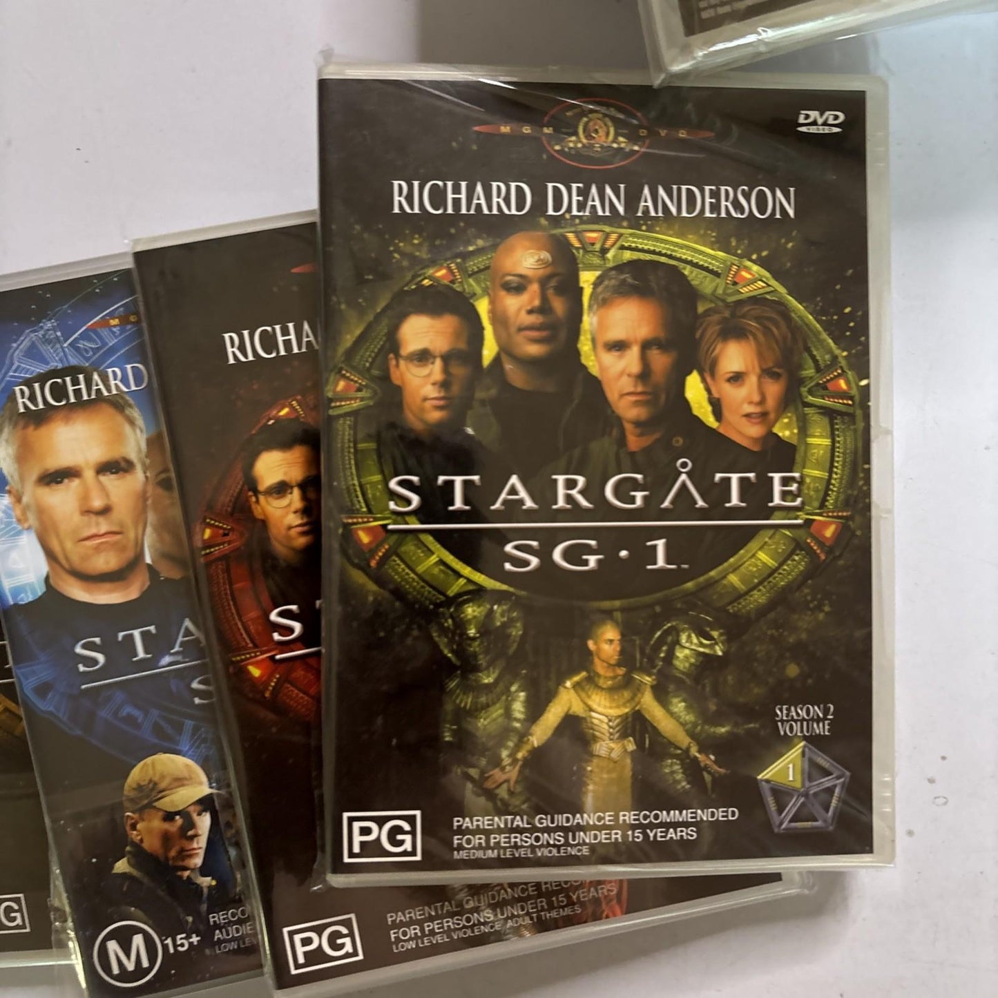 Stargate SG 1 - Various Episodes (DVD, 14-Disc) Region 4