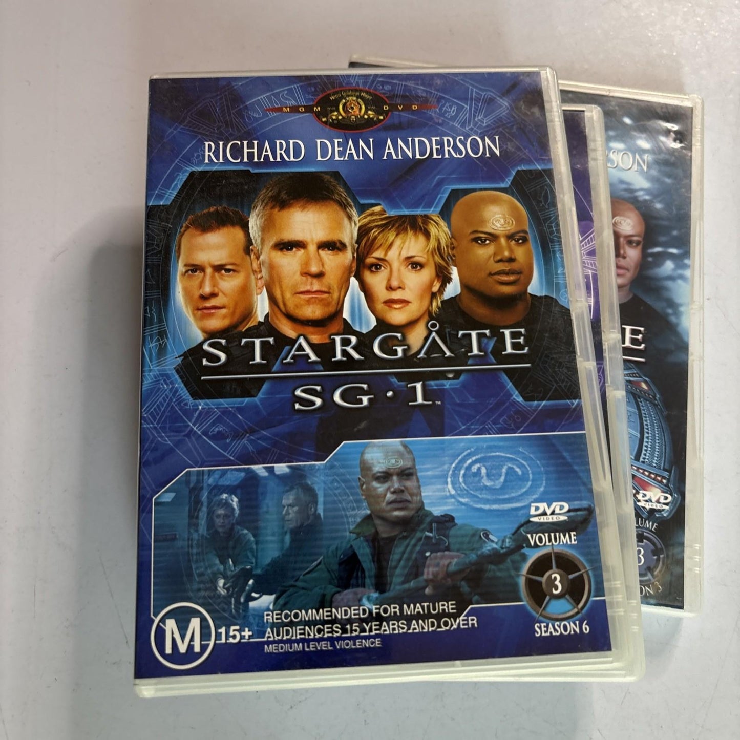 Stargate SG 1 - Various Episodes (DVD, 14-Disc) Region 4