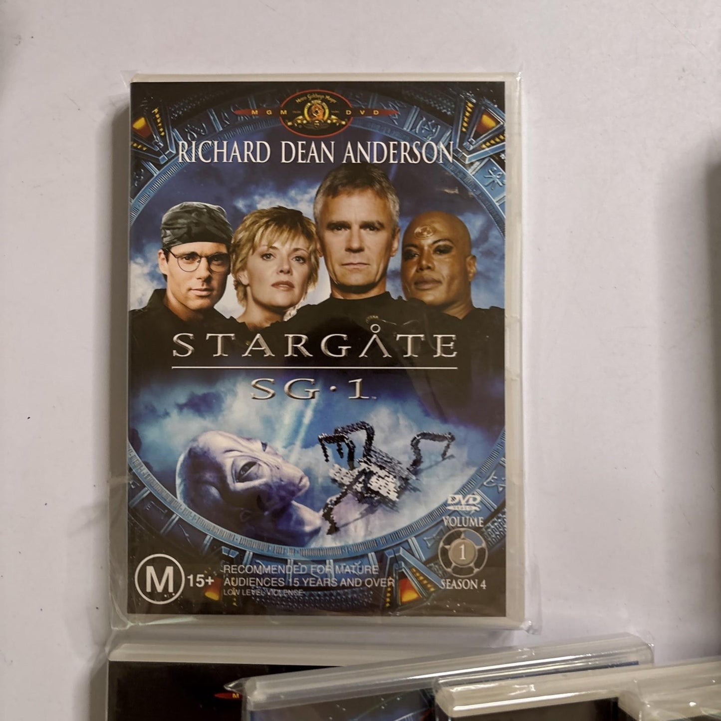 Stargate SG 1 - Various Episodes (DVD, 14-Disc) Region 4