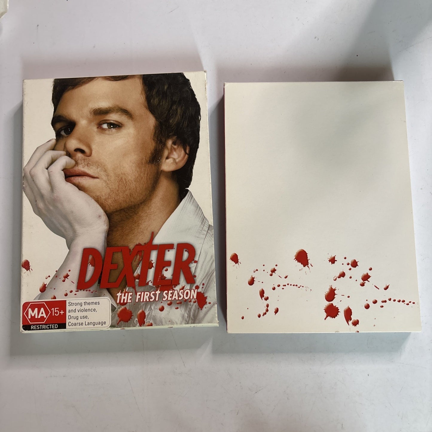 Dexter : Season 1 (DVD, 2006, 4-Disc) Region 4