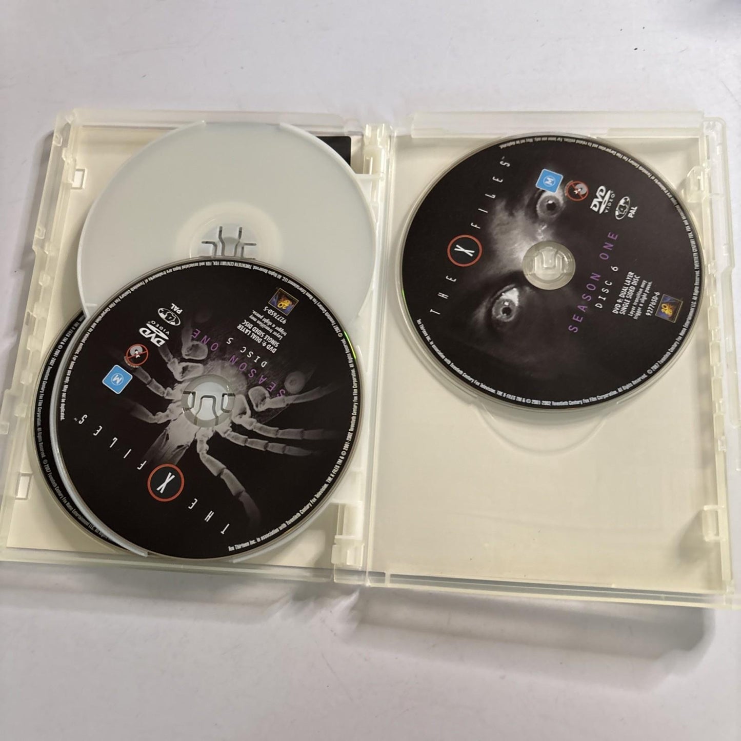 The X-Files : Season 1 (DVD, 1993) Gillian Anderson Region 4