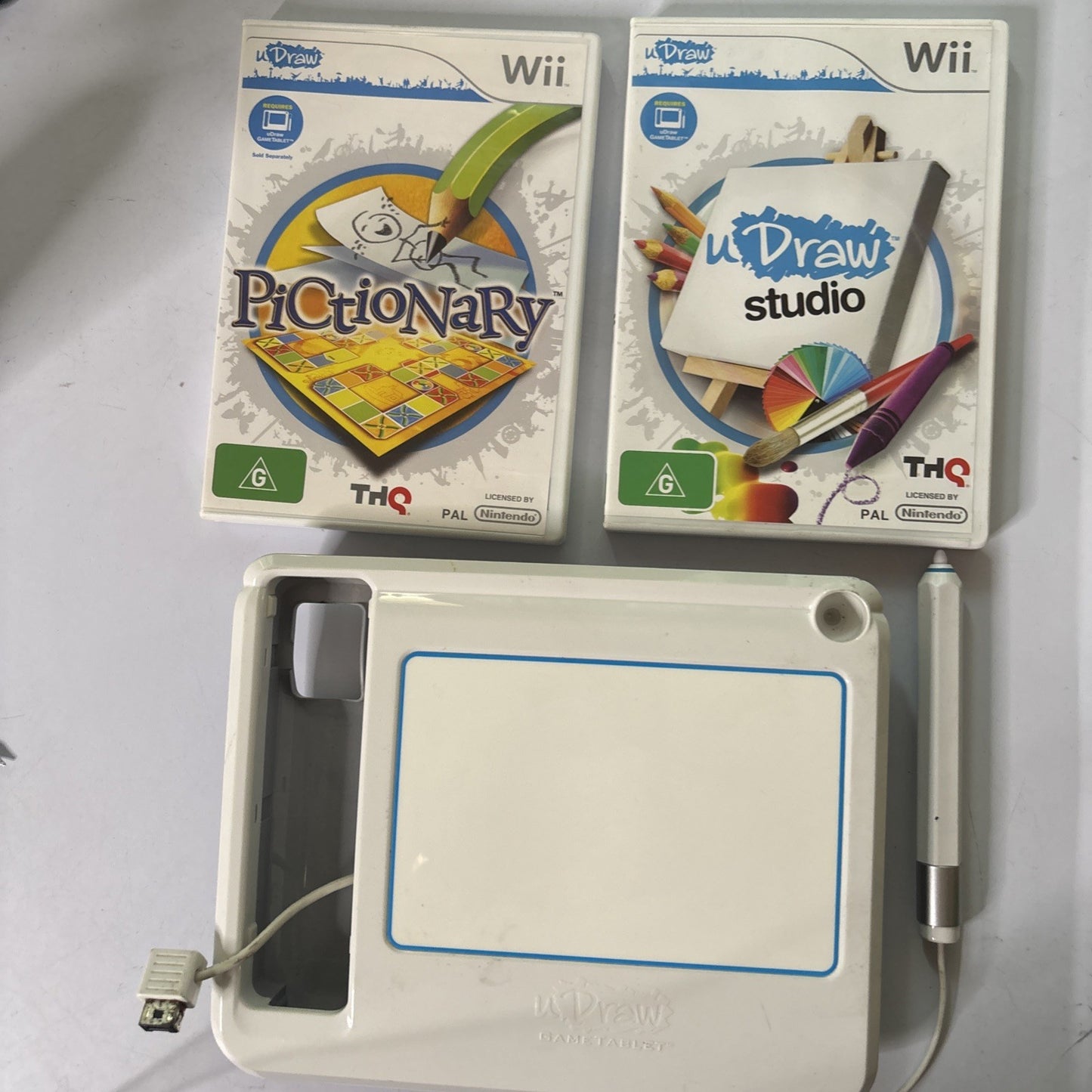Nintendo Wii Udraw Bundle With Pictionary & uDraw Studio PAL