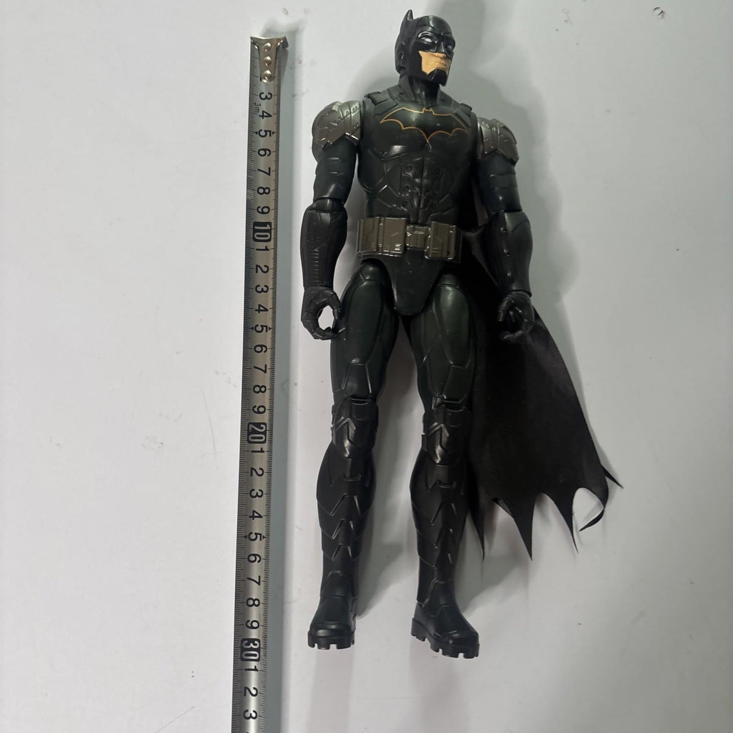 Batman 29cm Figure And Batmanmobile