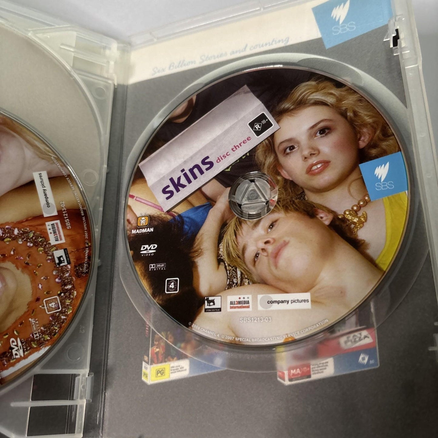 Skins : Series 1 (DVD, 2007) Region 4