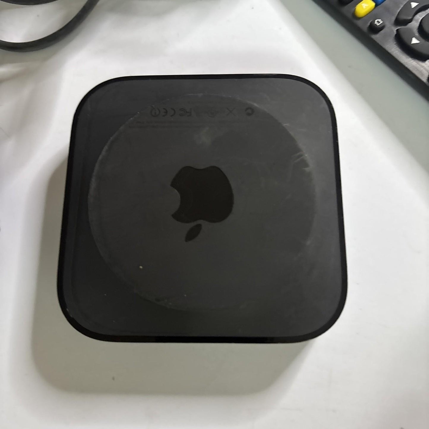 Apple TV (3rd Generation) HD Media Streamer -  A1469