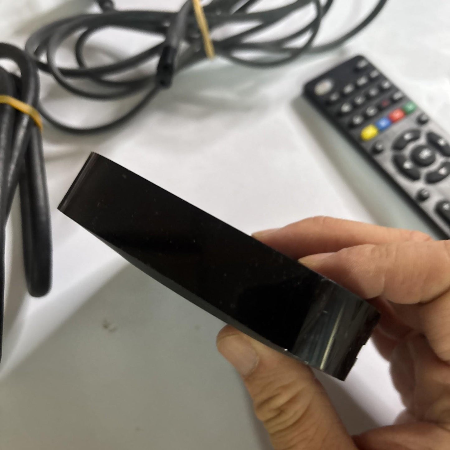 Apple TV (3rd Generation) HD Media Streamer -  A1469