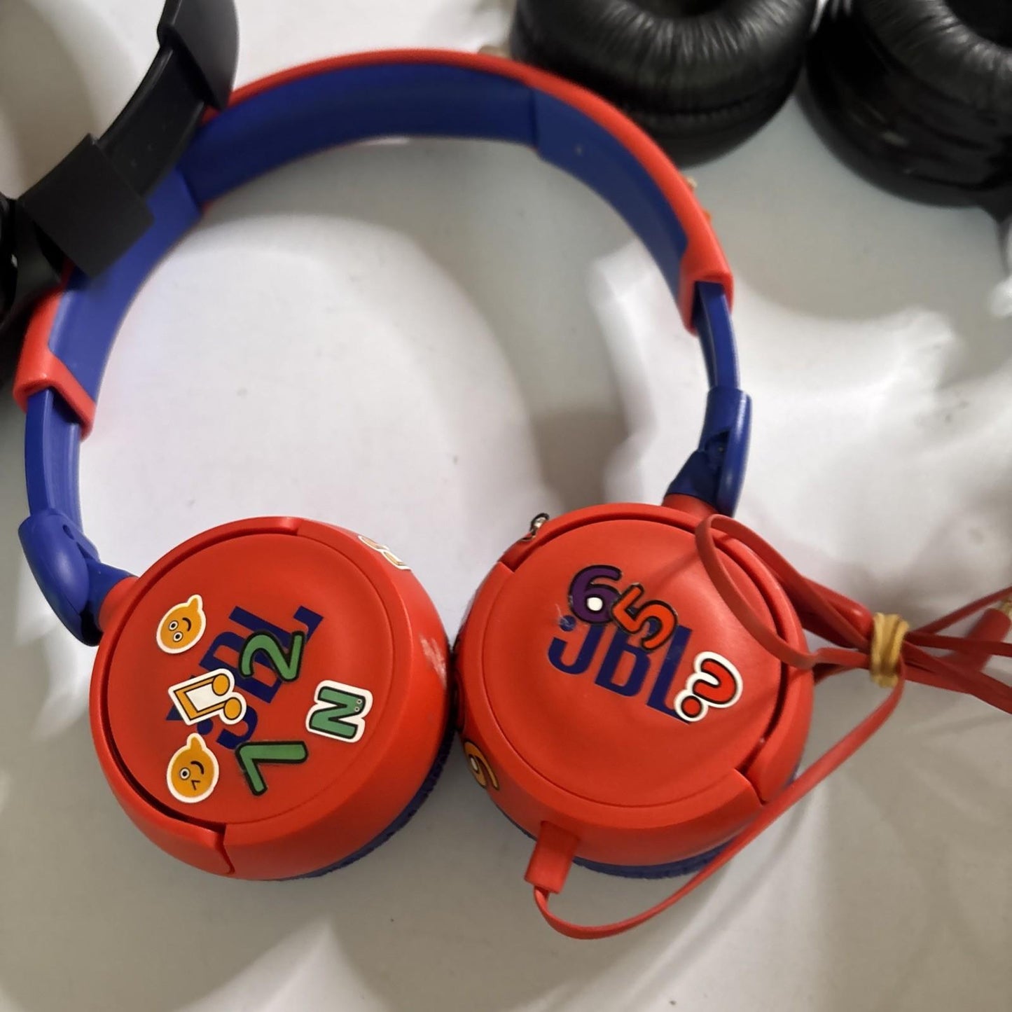 2x JBL Tune 510BT Wireless Headphones & JBL Jr310 Wired Headphone