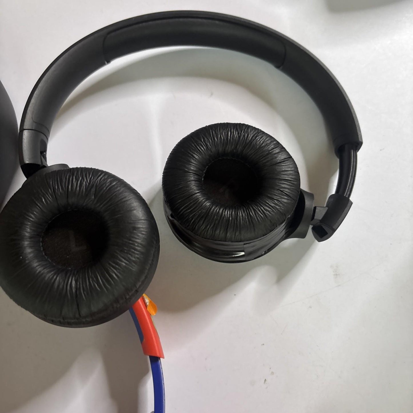2x JBL Tune 510BT Wireless Headphones & JBL Jr310 Wired Headphone