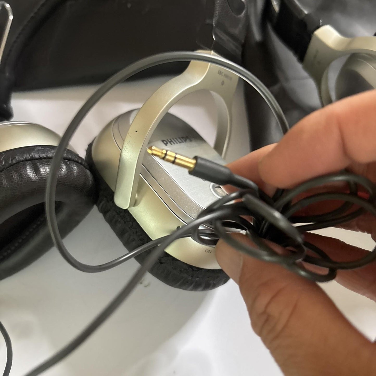 2x Philips SBC-HN110 Wired Headphones Noise Cancelling