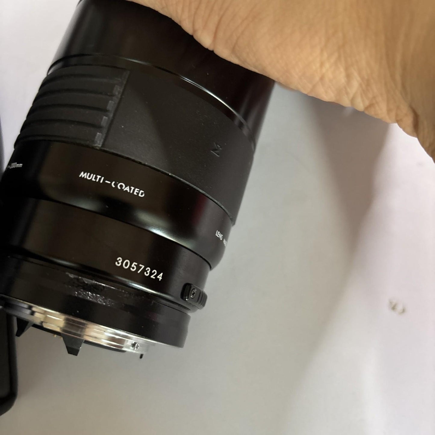 Sigma Auto Focus Zoom 1:3.8 F 75-200mm & Case