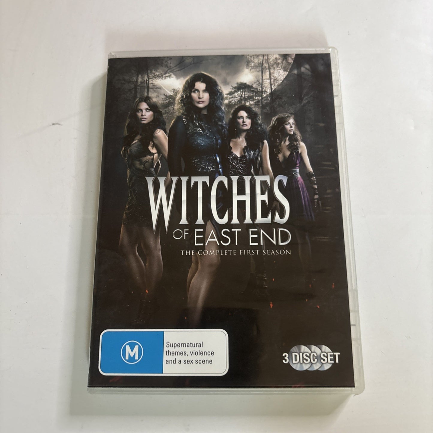 Witches of East End : Season 1 (DVD, 2013) Region 4