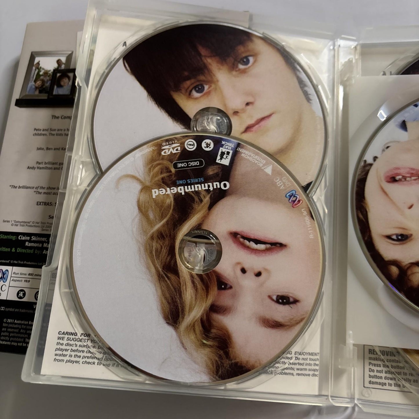 Outnumbered : Series 1 2 3 (DVD, 2011) Region 4