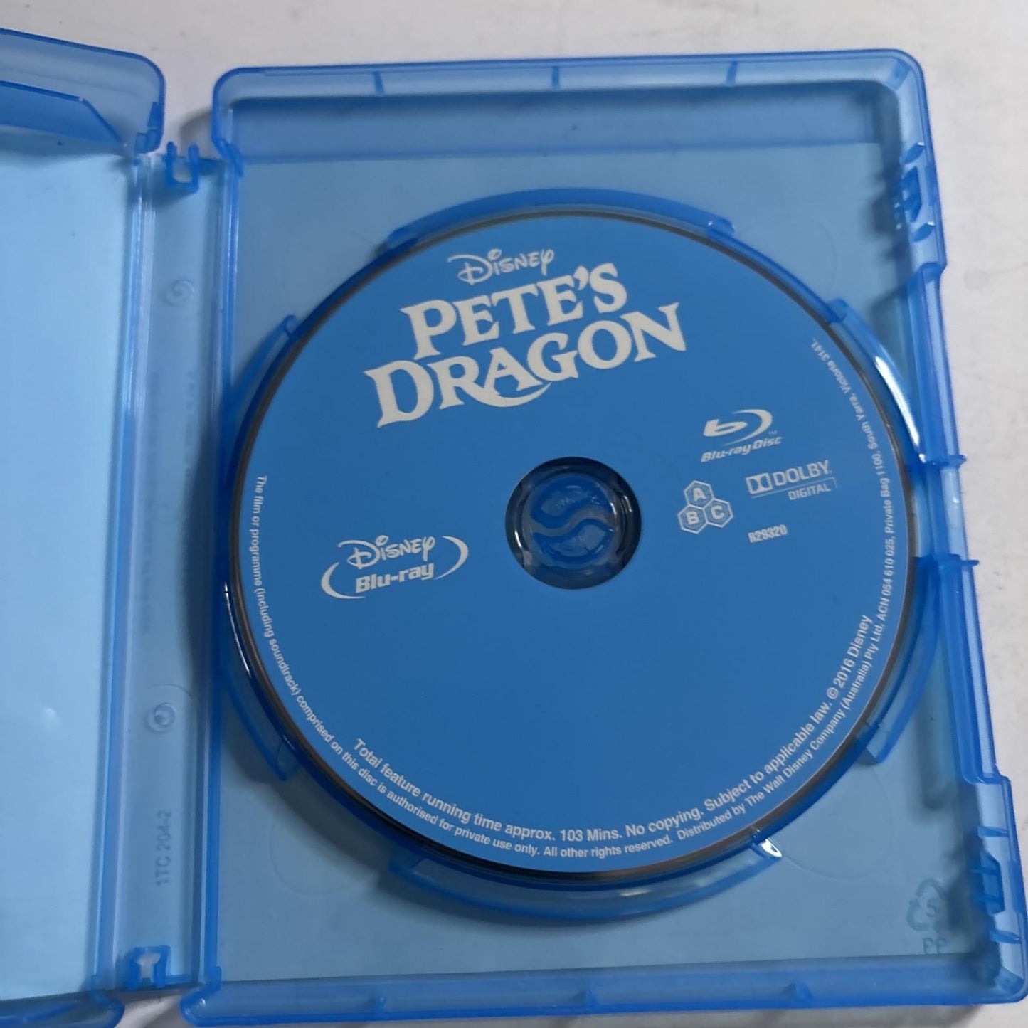 Pete's Dragon (Blu-ray, 2016) Robert Redford, Jade Valour, All Regions