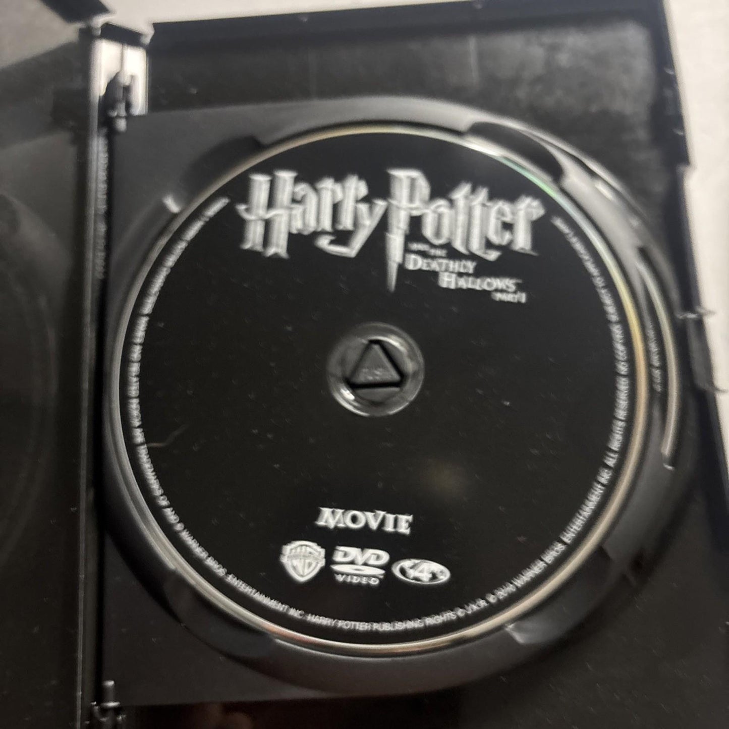 Harry Potter and the Deathly Hallows : Part 1 (DVD, 2010) Region 4