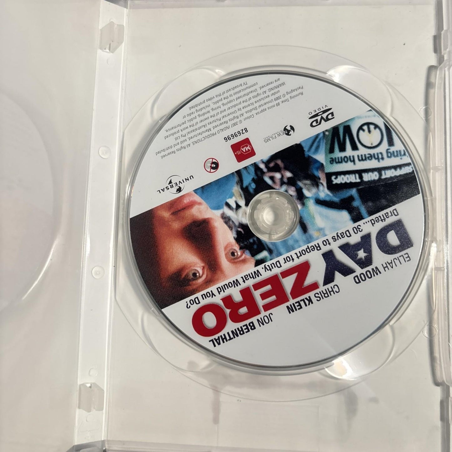 Day Zero (DVD, 2007) Elijah Wood, Chris Klein Region 4