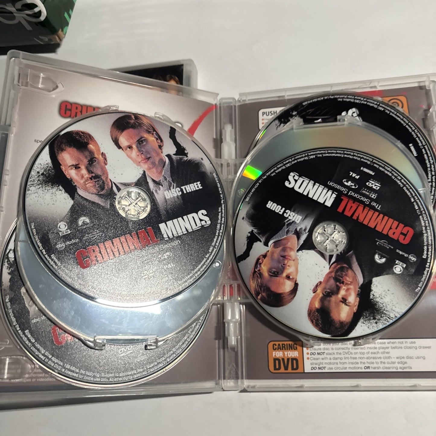 Criminal Minds : Season 1 & 2 (DVD, 2005, 12-Disc) Region 4