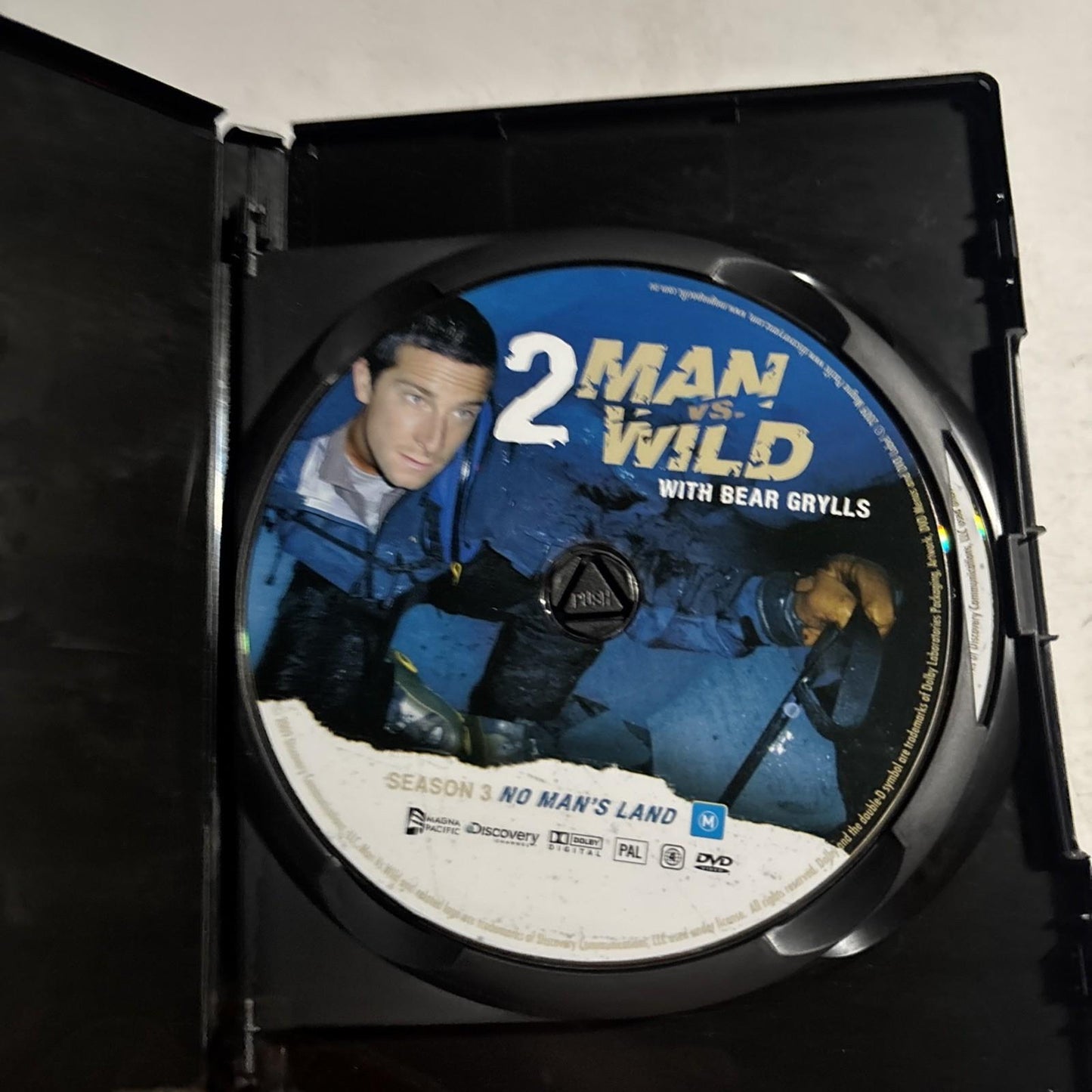 Man Vs Wild - No Man's Land : Season 3 (DVD, 2008) Region 4