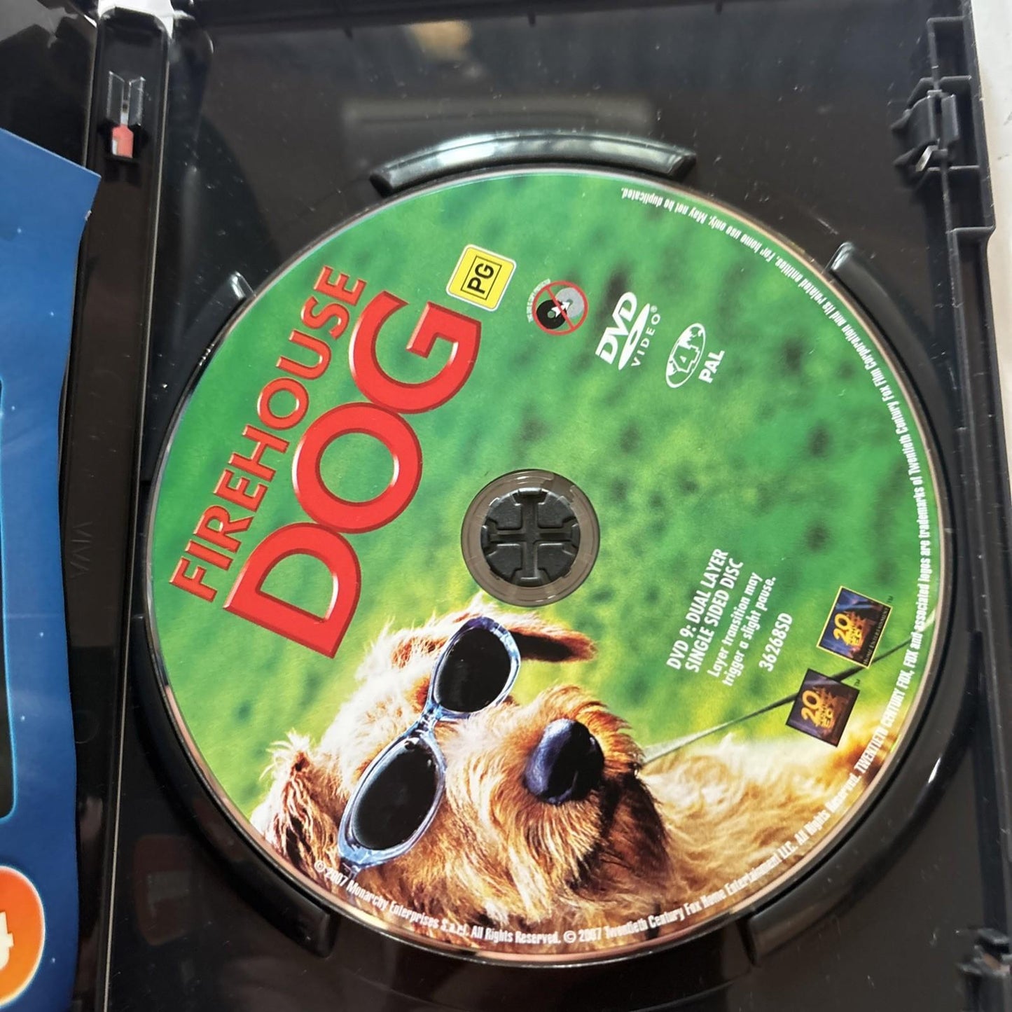 Firehouse Dog (DVD, 2007) Josh Hutcherson Region 4