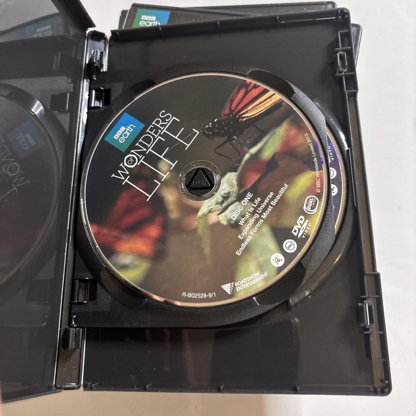BBC Earth - A Collection of Wonders By Brian Cox (DVD, 6-Disc) Region 4