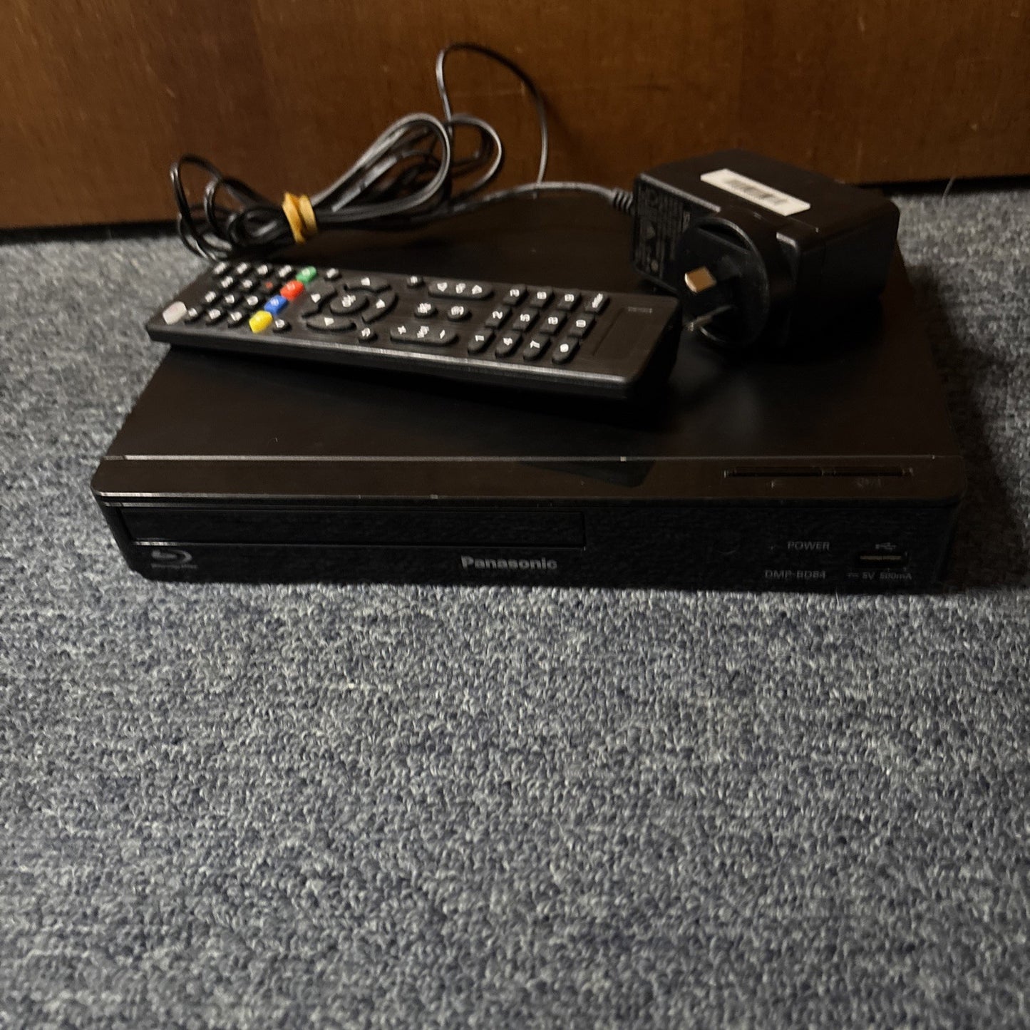 Panasonic Blu-ray Player DMP-BD84 Region B *No Remote control*