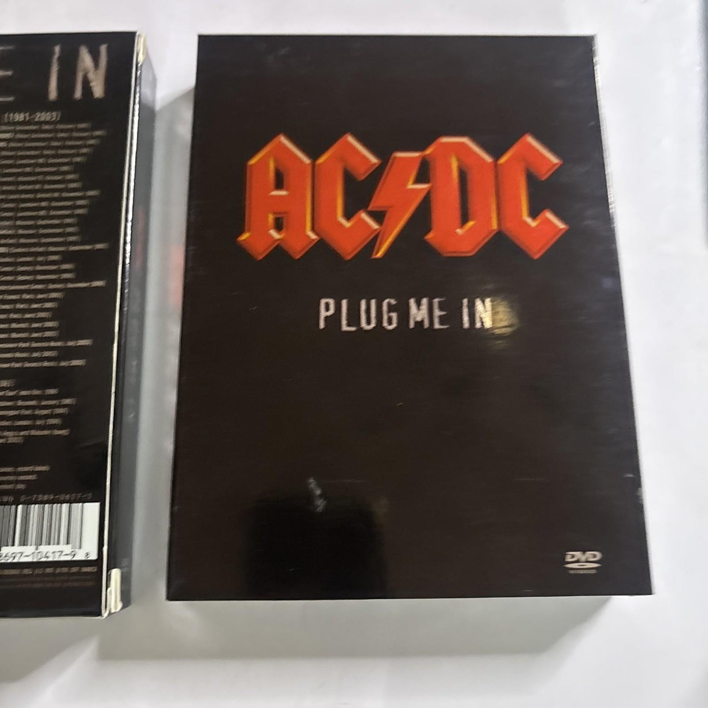 AC/DC - Plug Me in (CD + DVD, 2007) All Regions