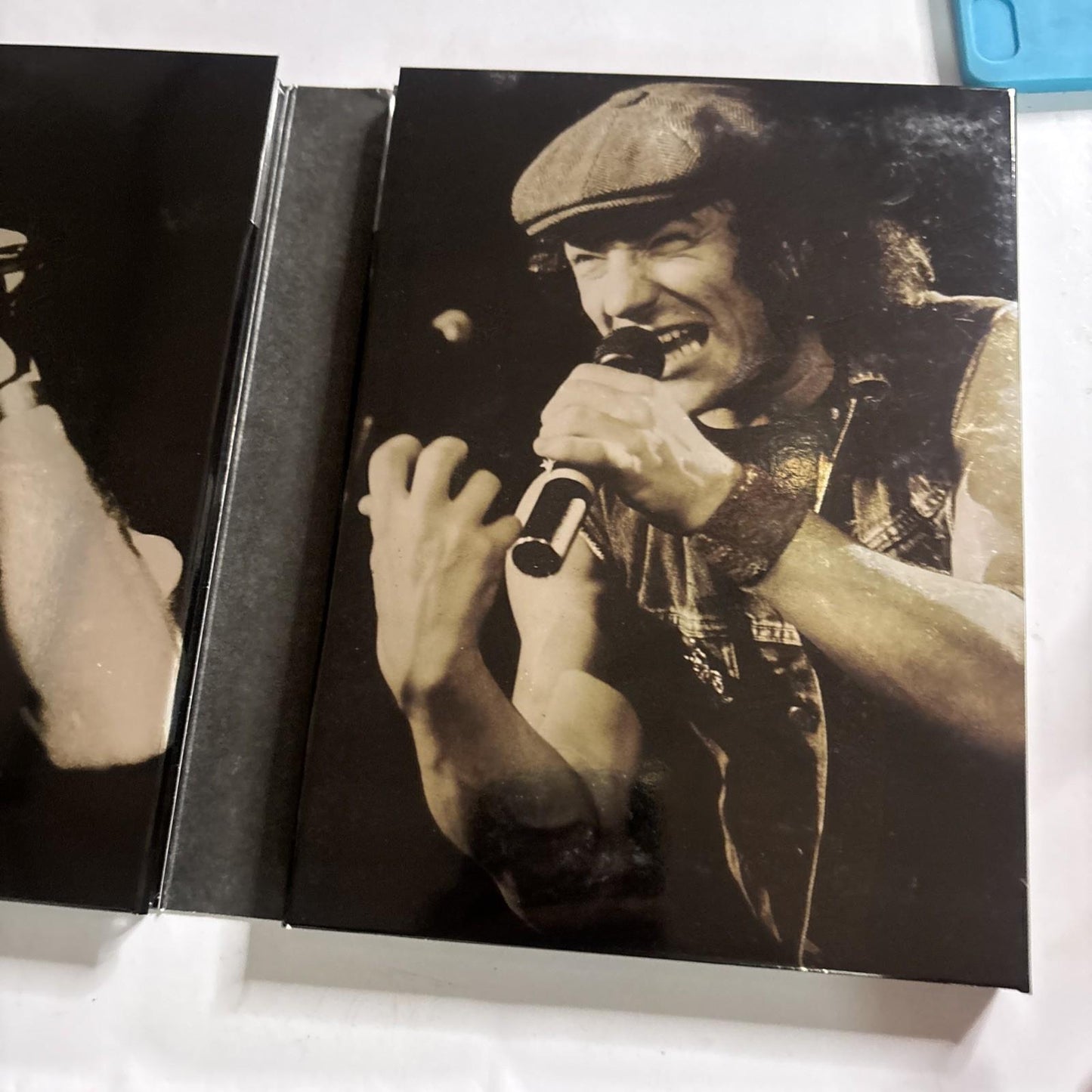 AC/DC - Plug Me in (CD + DVD, 2007) All Regions
