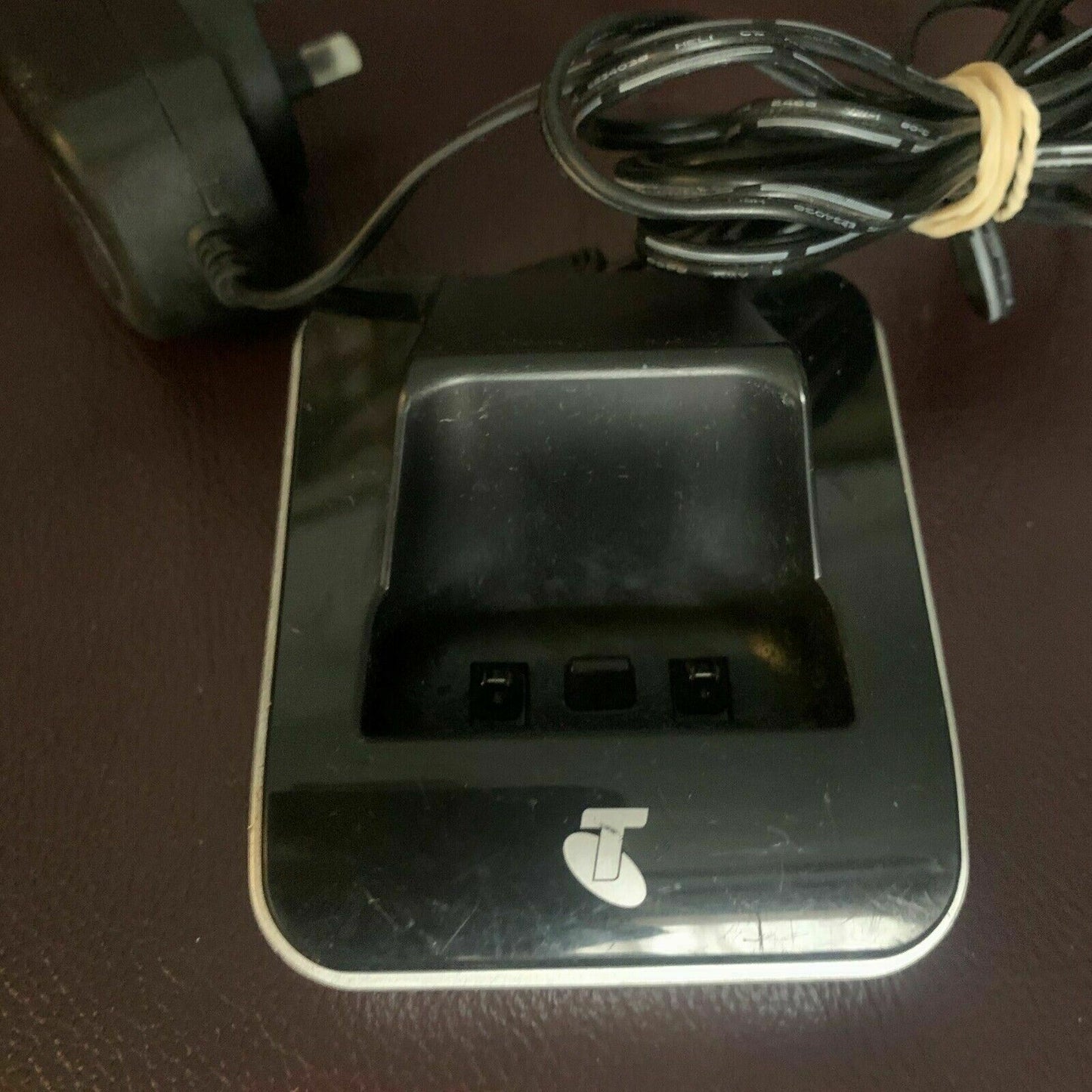 Telstra 9650 Extension Charger Base & Adapter for Home Phone