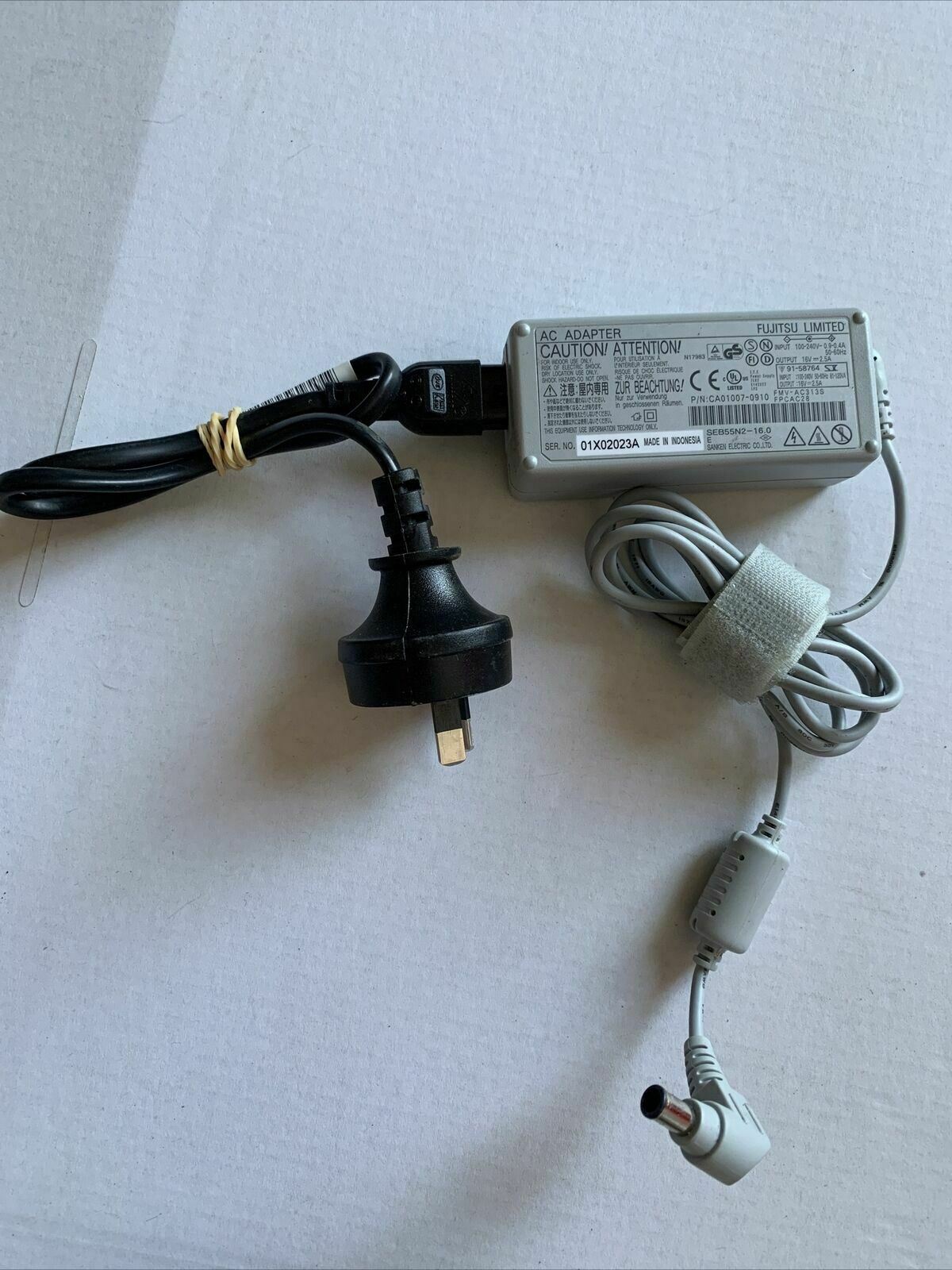 Genuine Fujitsu Lifebook FMV-AC313S AC Adaptor 16v 2.5a CA01007-0910 FPCAC28