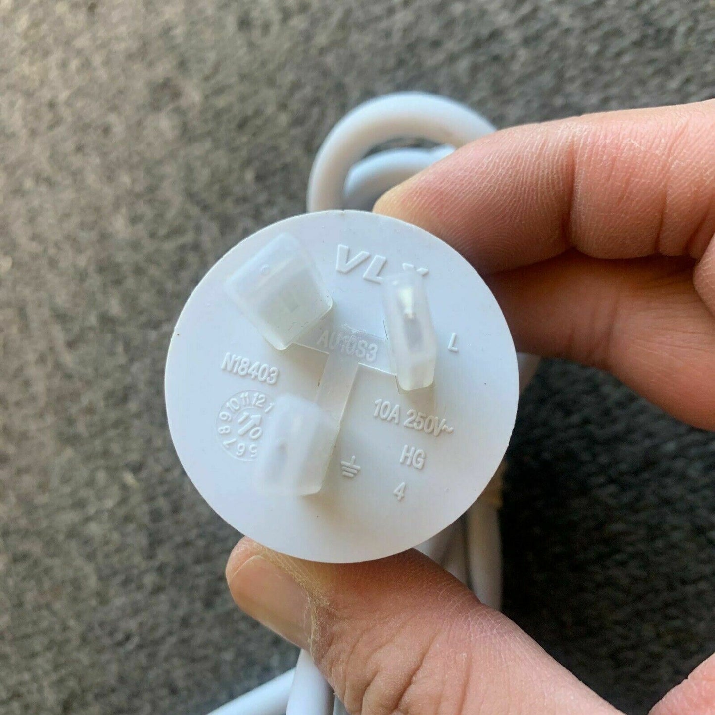 VOLEX VLX #APC70 AU10S3 AC Power Cord for Apple Macbook 2m Long