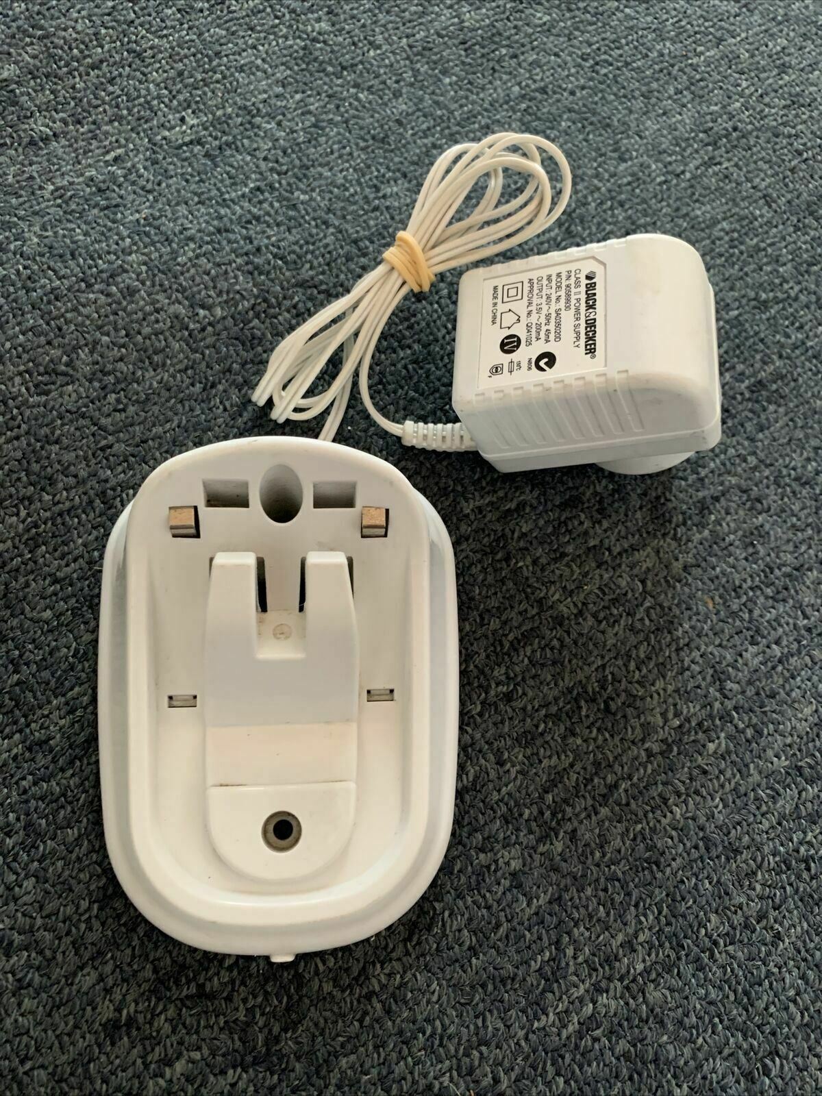 Genuine Black & Decker SA035020D Charger & Power Supply