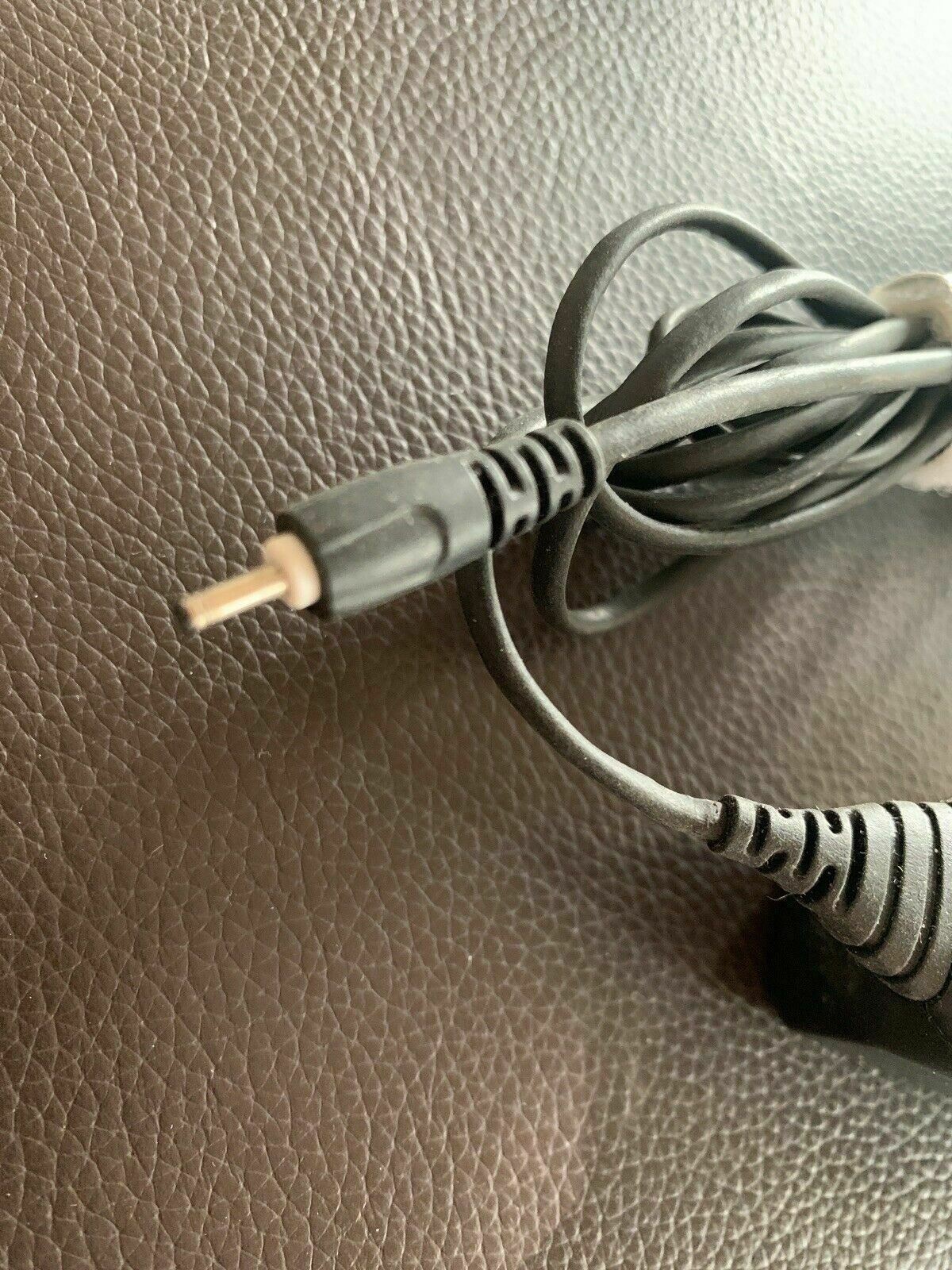 Genuine Nokia Energy Efficient AC-8A Adaptor / Fast & Light Charger - 2.0mm