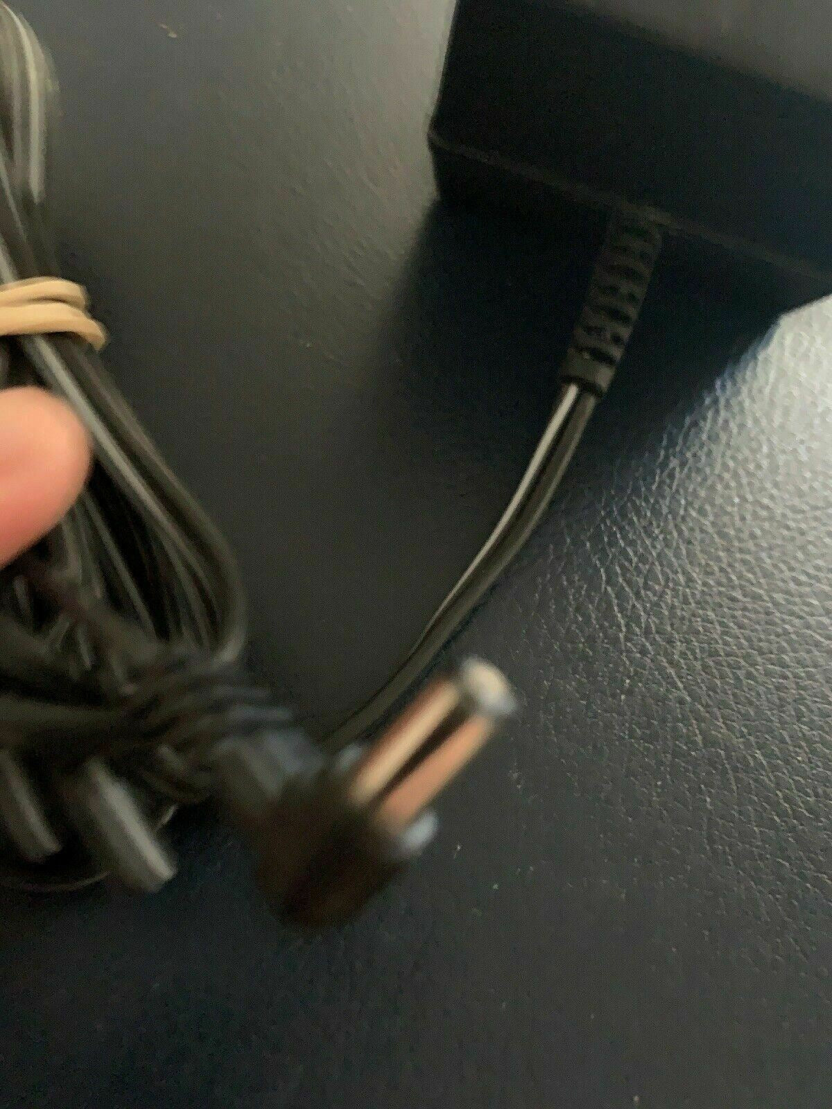 Genuine Fellowes DS480901000 AC Adapter Part No: 32519 9V 1A Power Supply