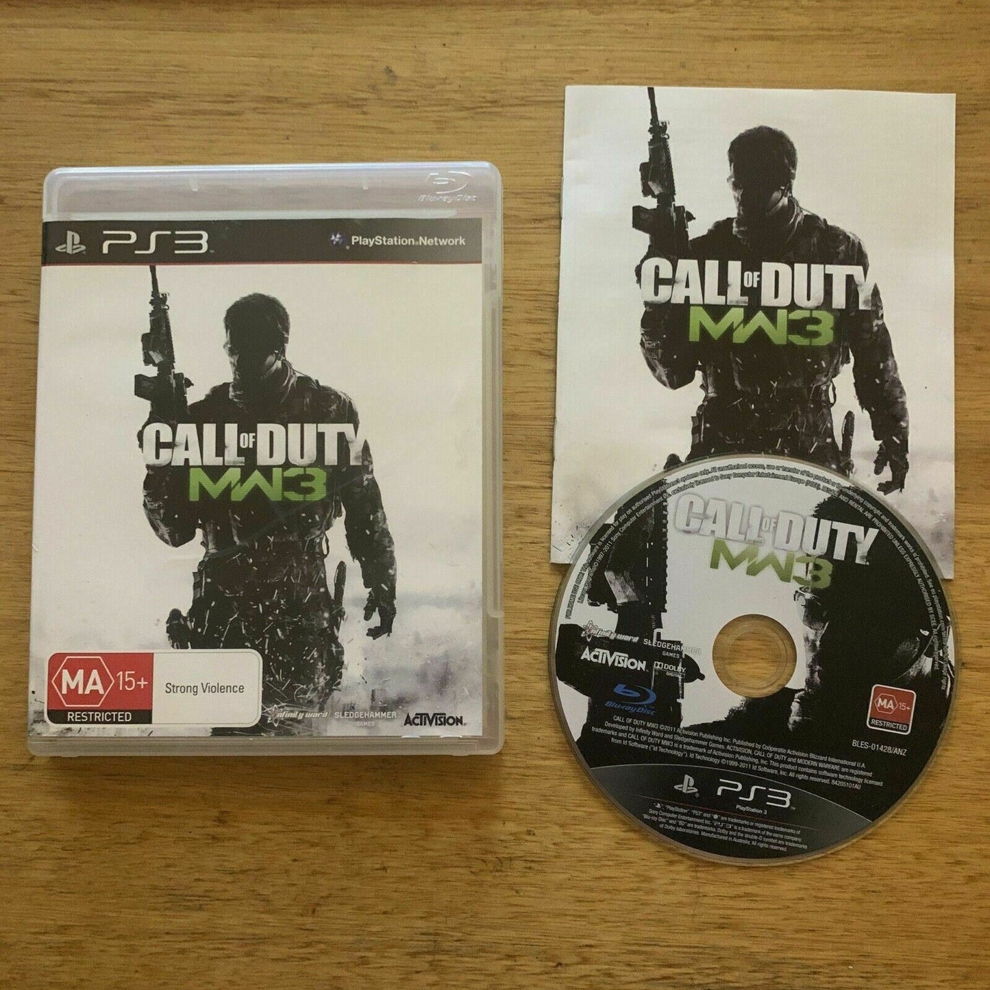 Call Of Duty: Modern Warfare 3 PlayStation 3 Game Complete with Manual