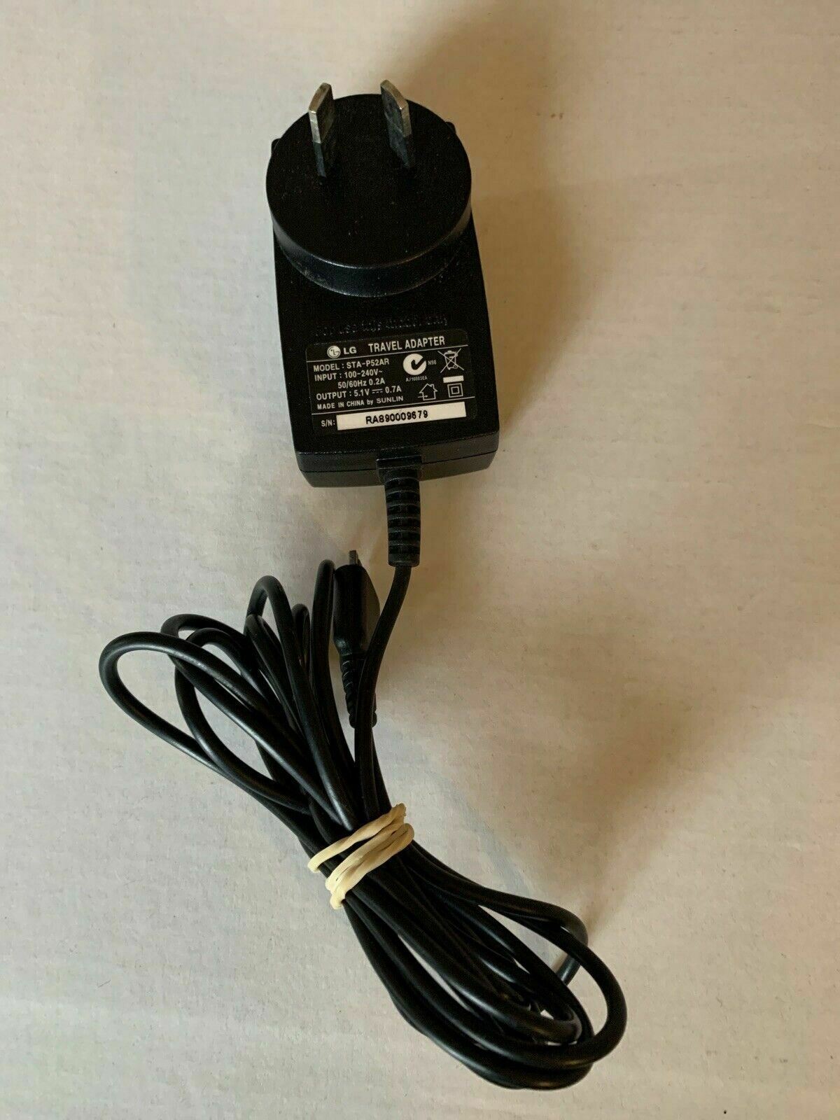 Genuine LG Travel Adapter STA-P52AR 5.1V 0.7A