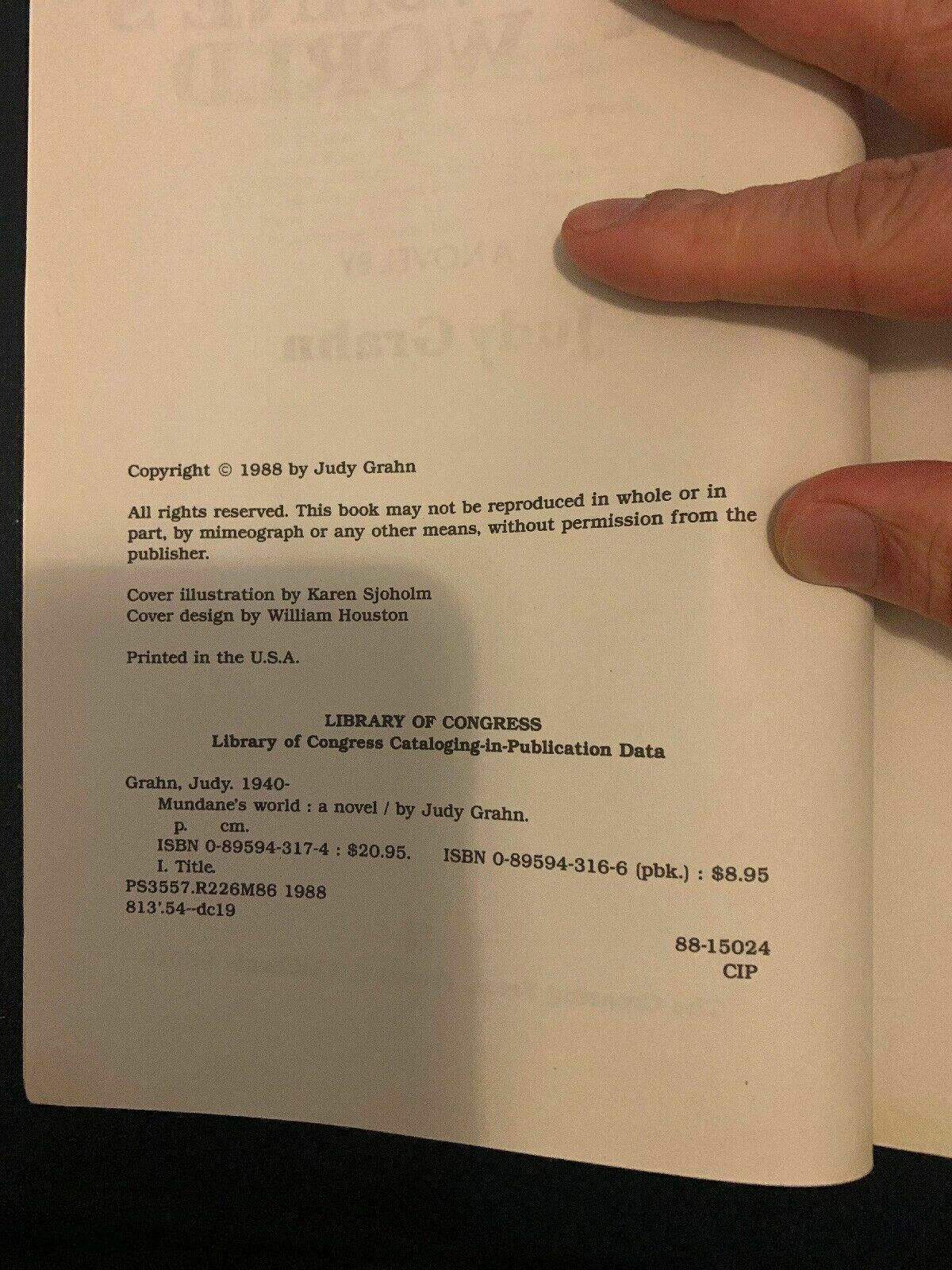 Mundane's World A Novel By Judy Graham 1988