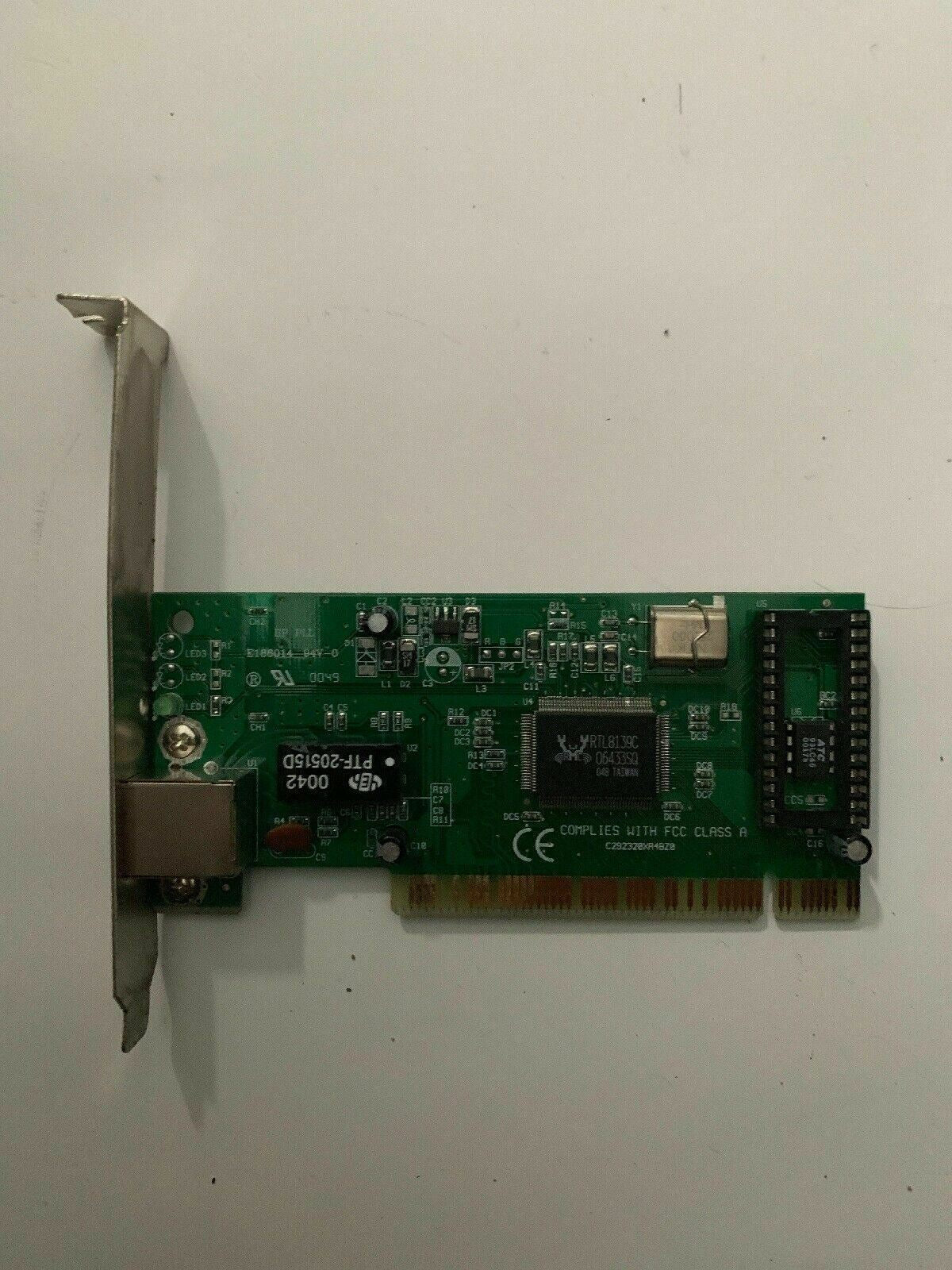 Realtek SURECOM EP-320X-R 100/10M PCI Adapter network card