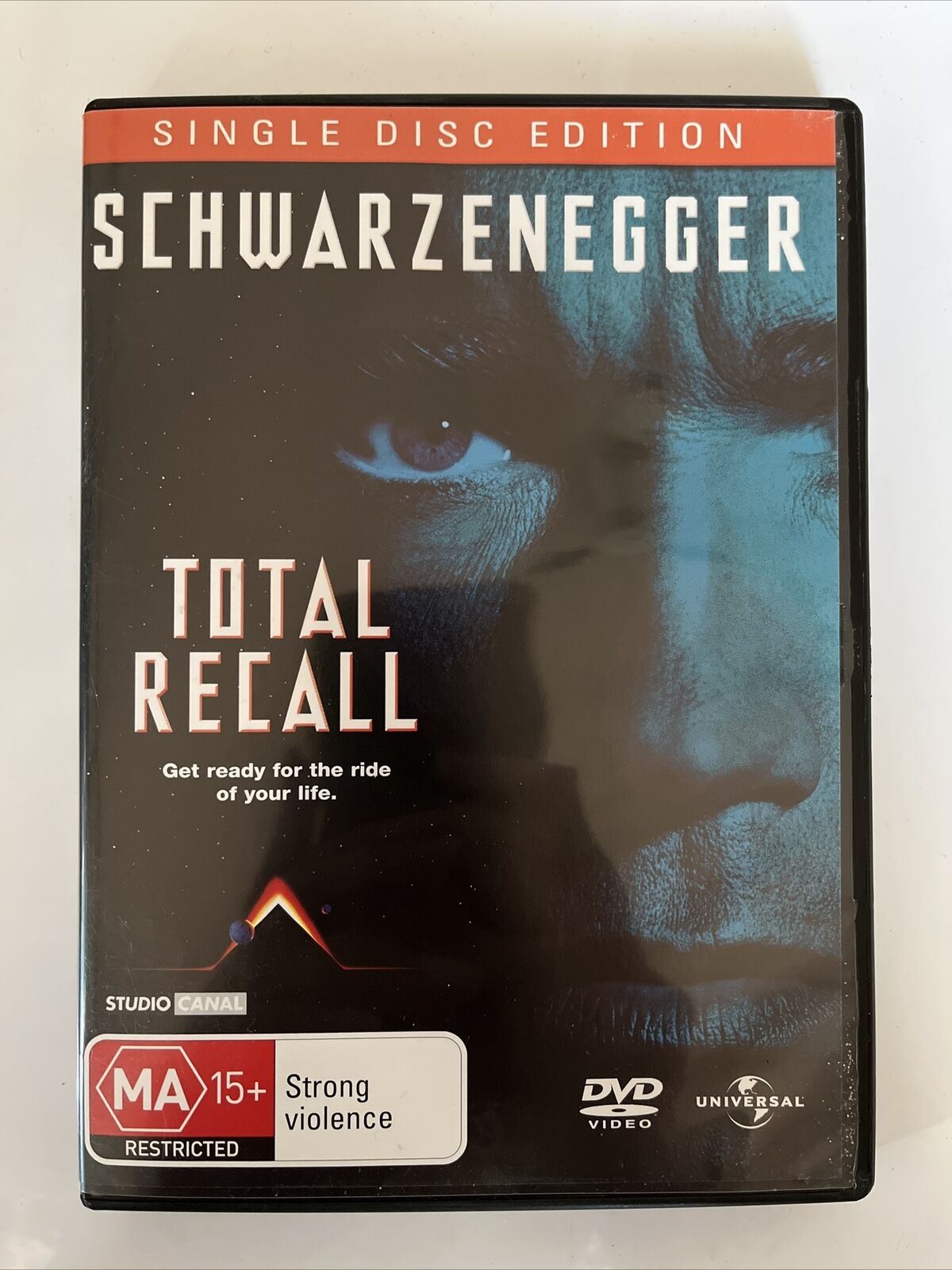 Total Recall (DVD, 1990) Arnold Schwarzenegger, Sharon Stone. Region 4