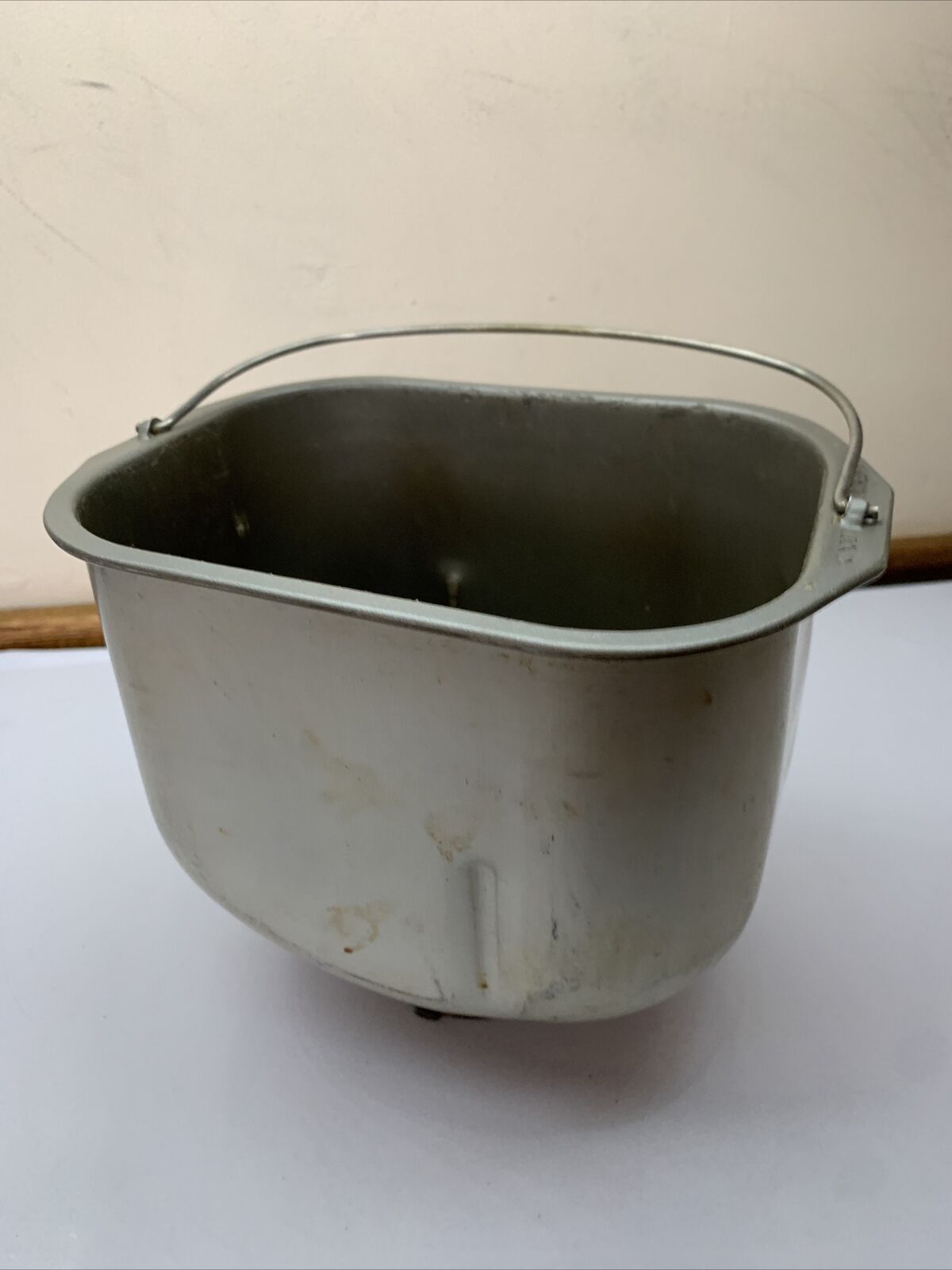 Sunbeam BM4700 Bread Pan Container With Paddle Mixer Only