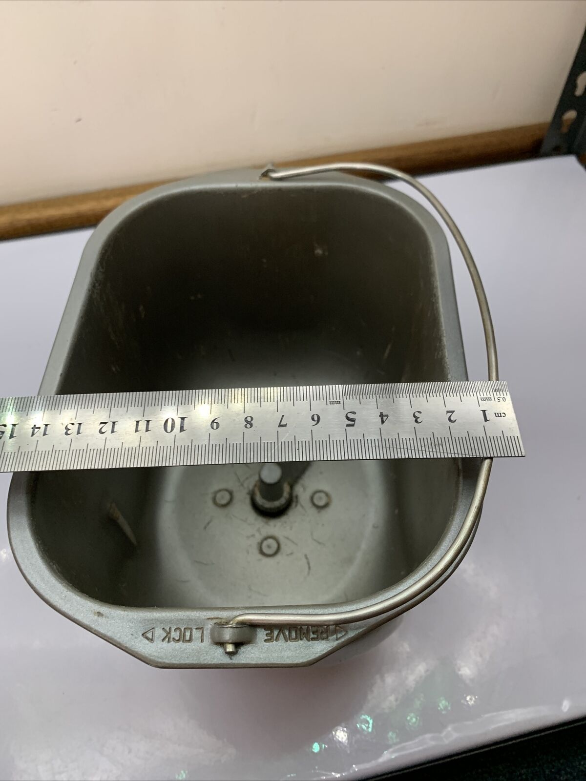 Sunbeam BM4700 Bread Pan Container With Paddle Mixer Only