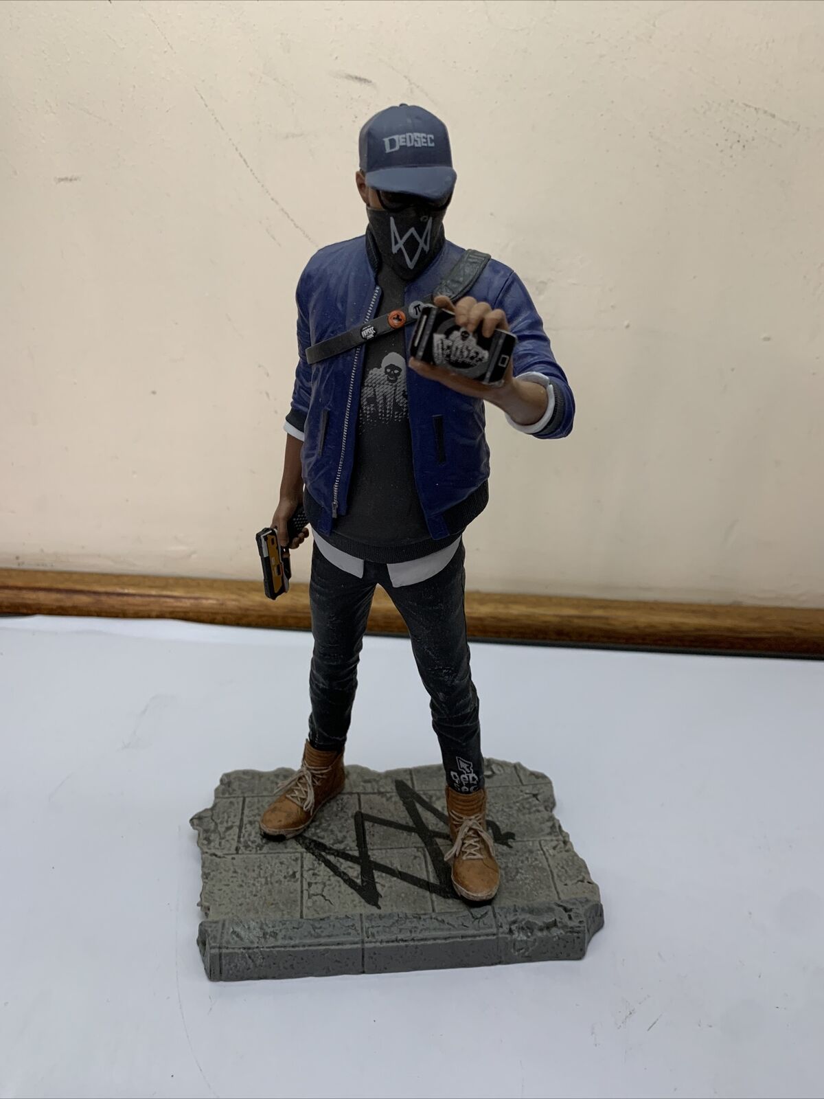 2x Watch Dogs 1 & 2 Action Figure 2013 2018 Ubicollectibles Aiden Pearce Marcus