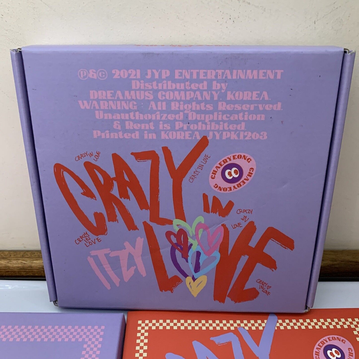 Itzy – Crazy In Love (CD, Album, Chaeryeong Version, 2021) Box Set with Booklets