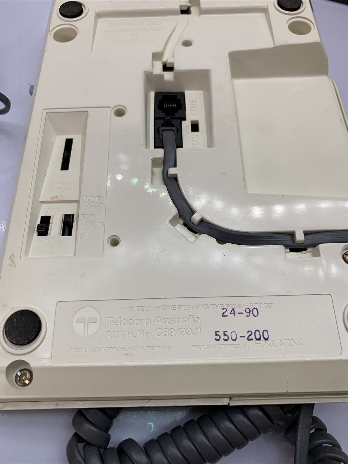 Telecom Corded Telephone Made In Australia NBN Compatible 550-200 24-90
