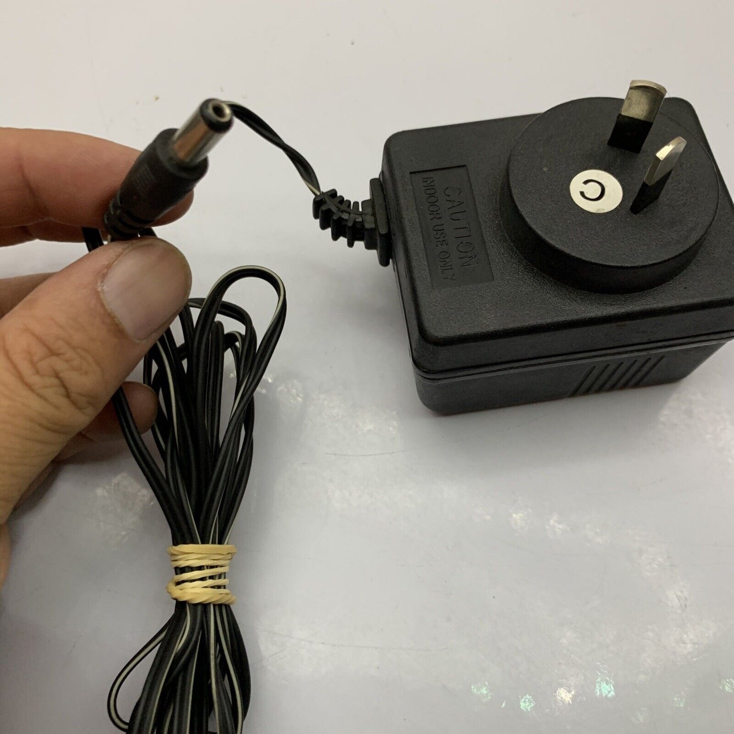 Genuine GMC DC Adaptor 004048 15V 400mA Power Supply