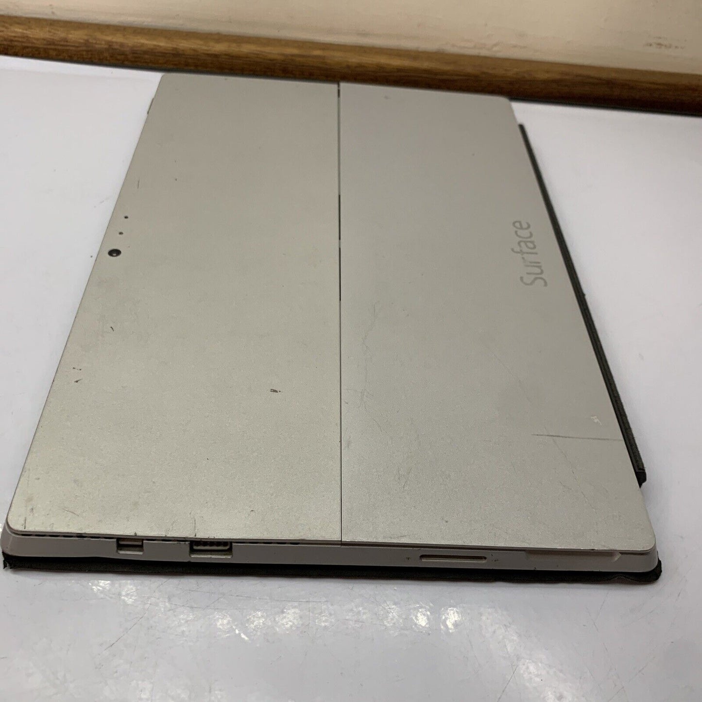Microsoft Surface Pro 3 128GB model 1361 i5-4300U 4GB Type Cover Keyboard Win10