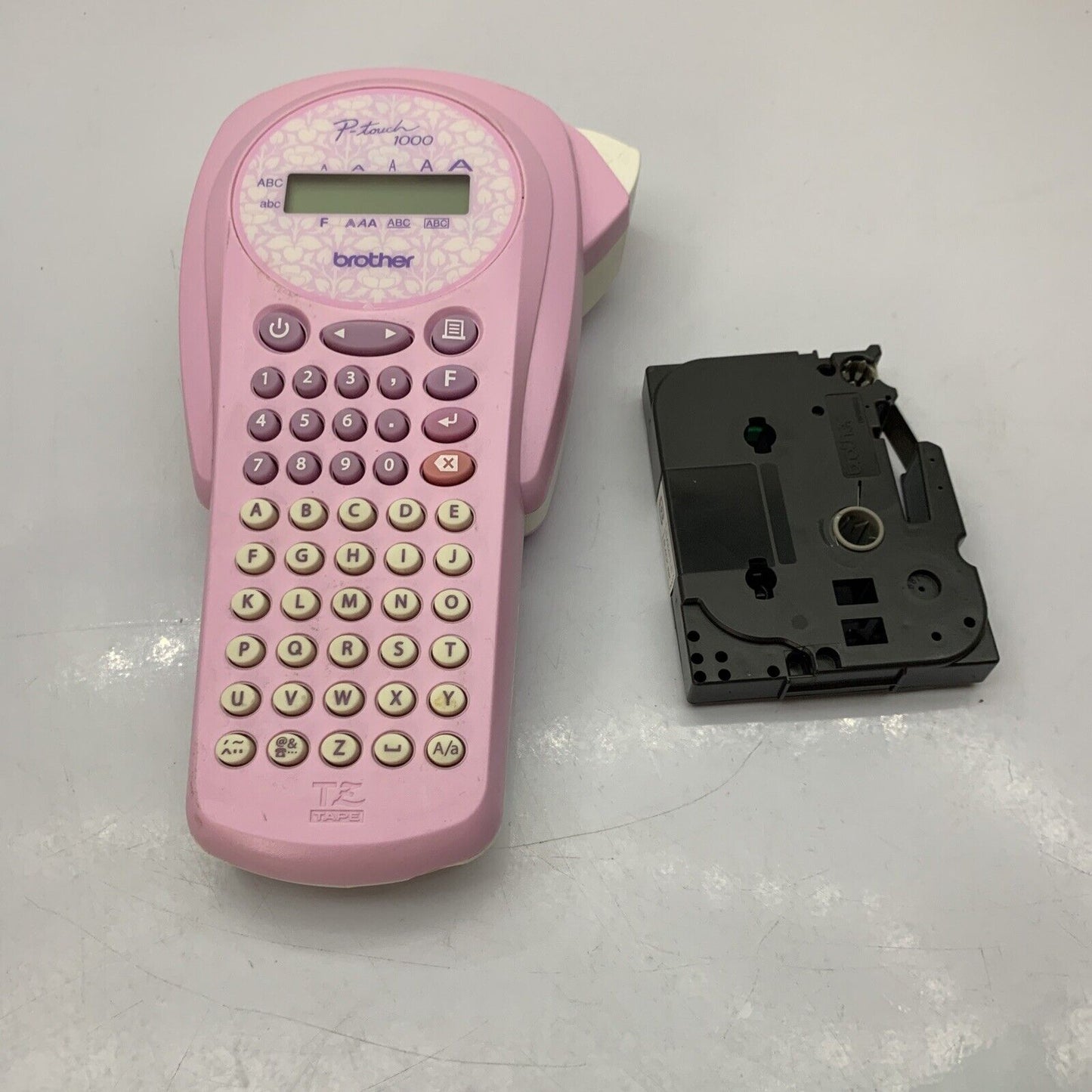 Brother P-Touch 1000 Label Maker Pink