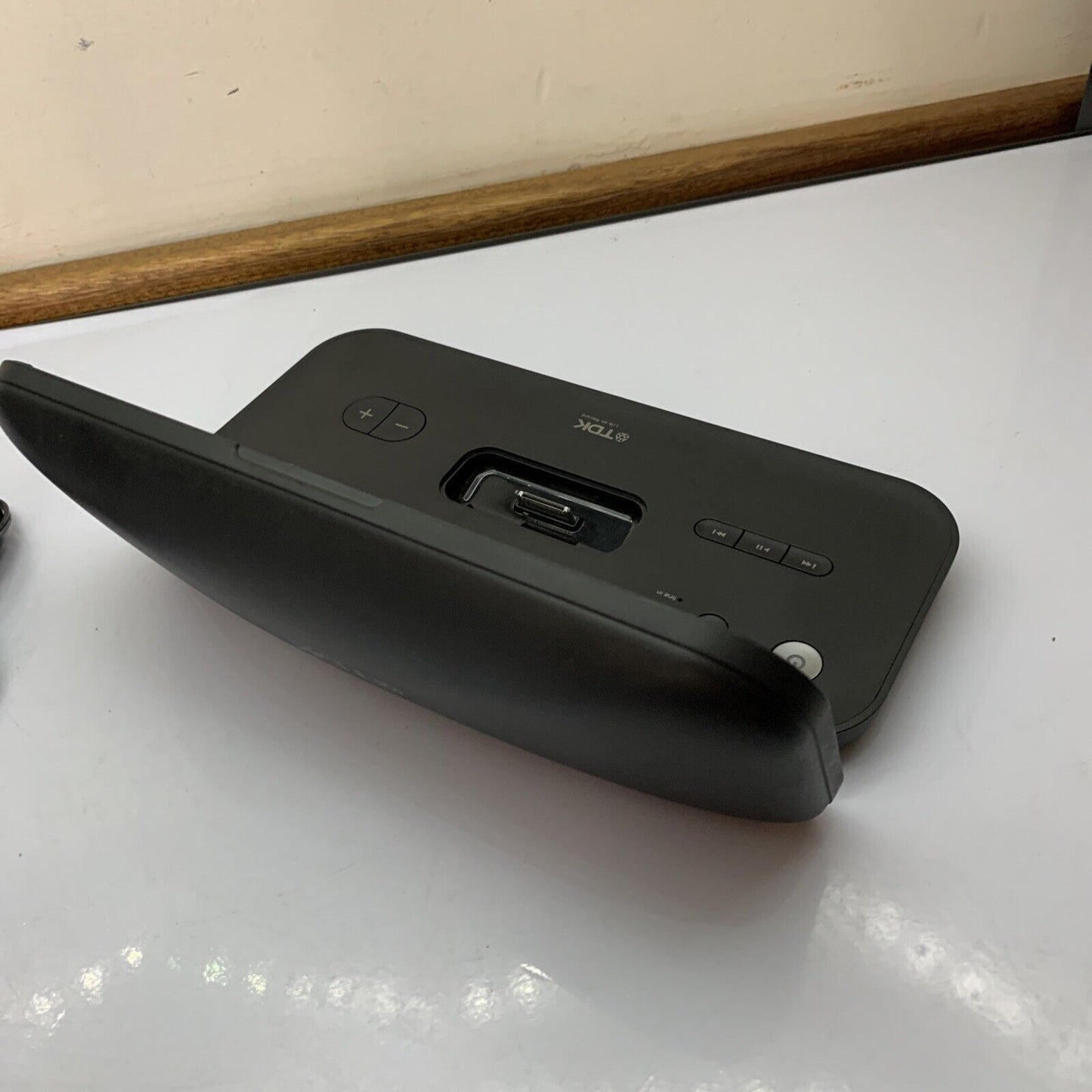 TDK Portable Travel 30-pin iPod Dock Speaker TAC3521