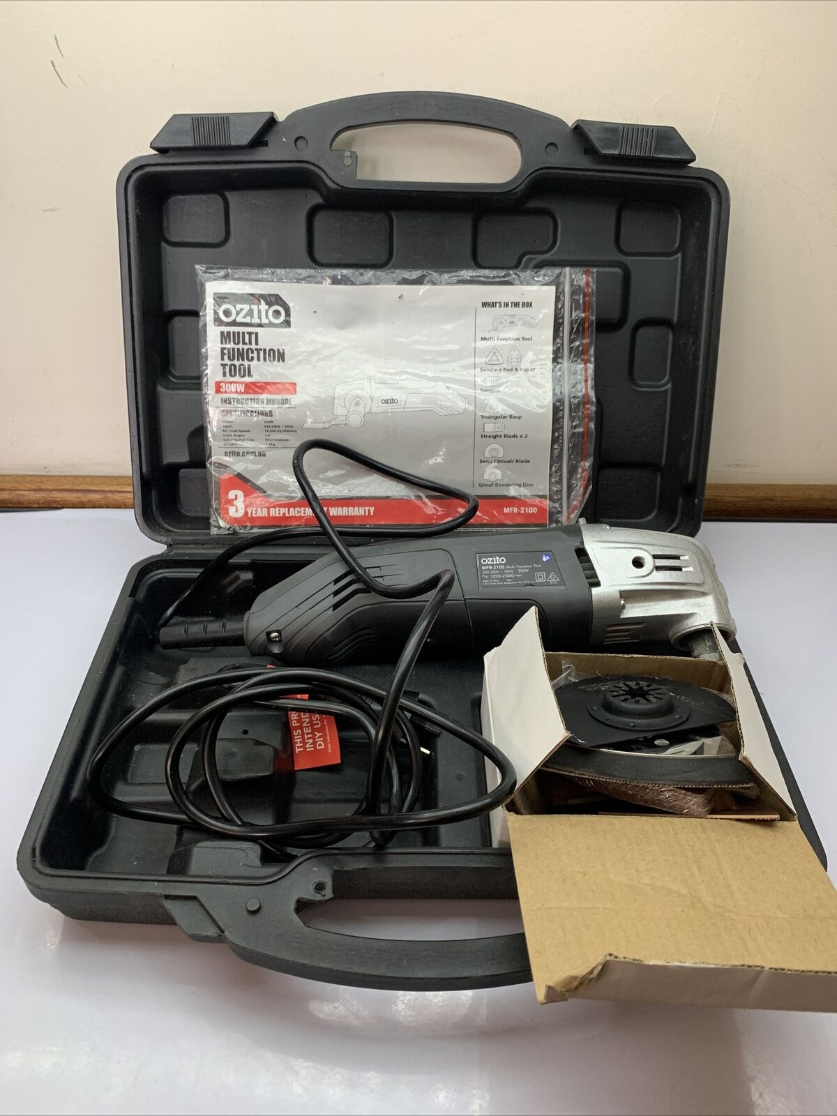 Ozito 300W Multi Function Tool MFR-2100