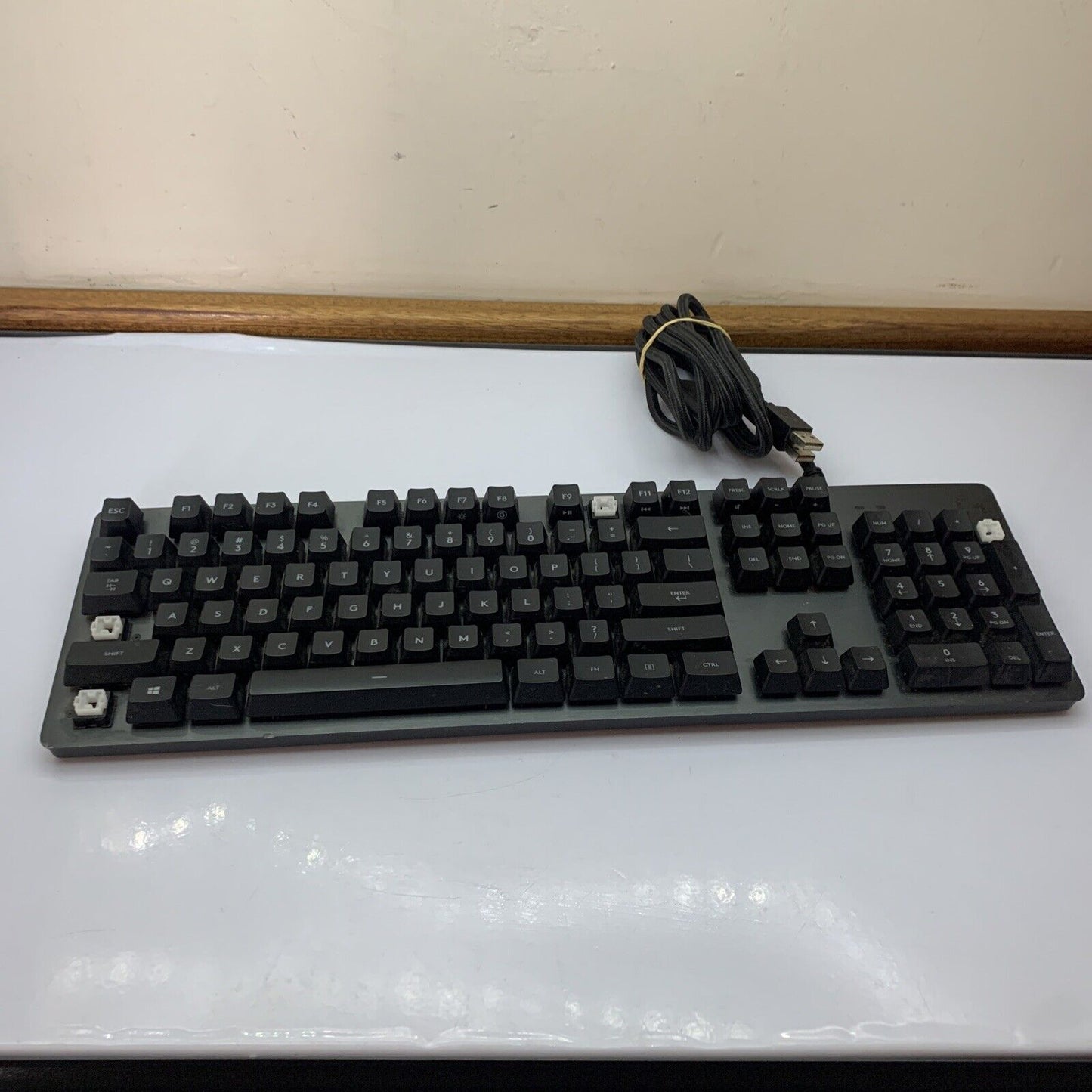 Logitech G413 Carbon Mechanical Gaming Keyboard *Missing Keys
