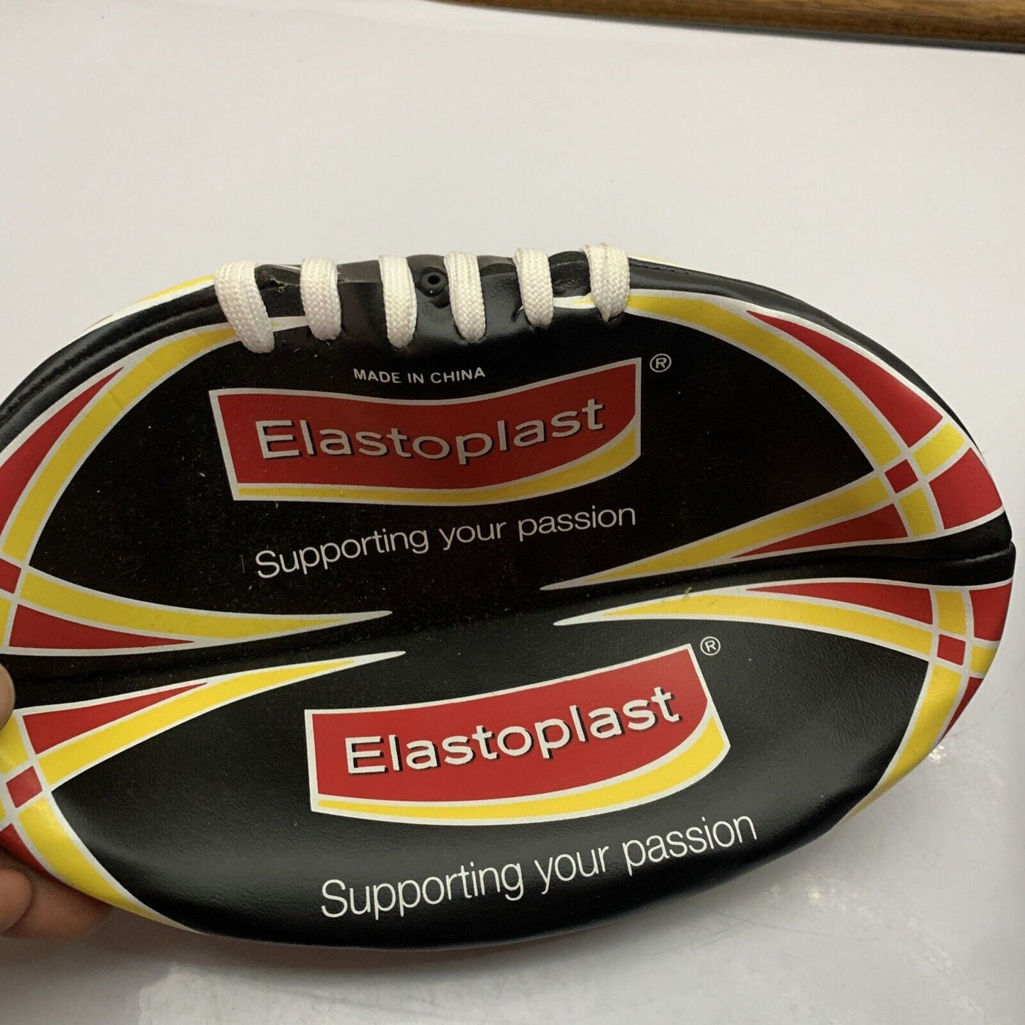 2x Aussie Rules Football West End + Elastplast NEW