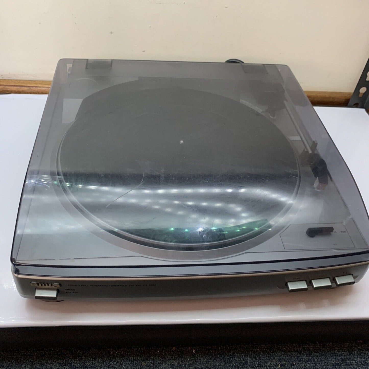 Aiwa Stereo Full Automatic Turntable PX-E860 *Requires Needle Replacement